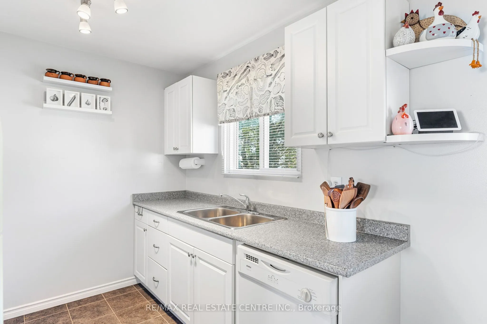 33 Celeste Drive #15