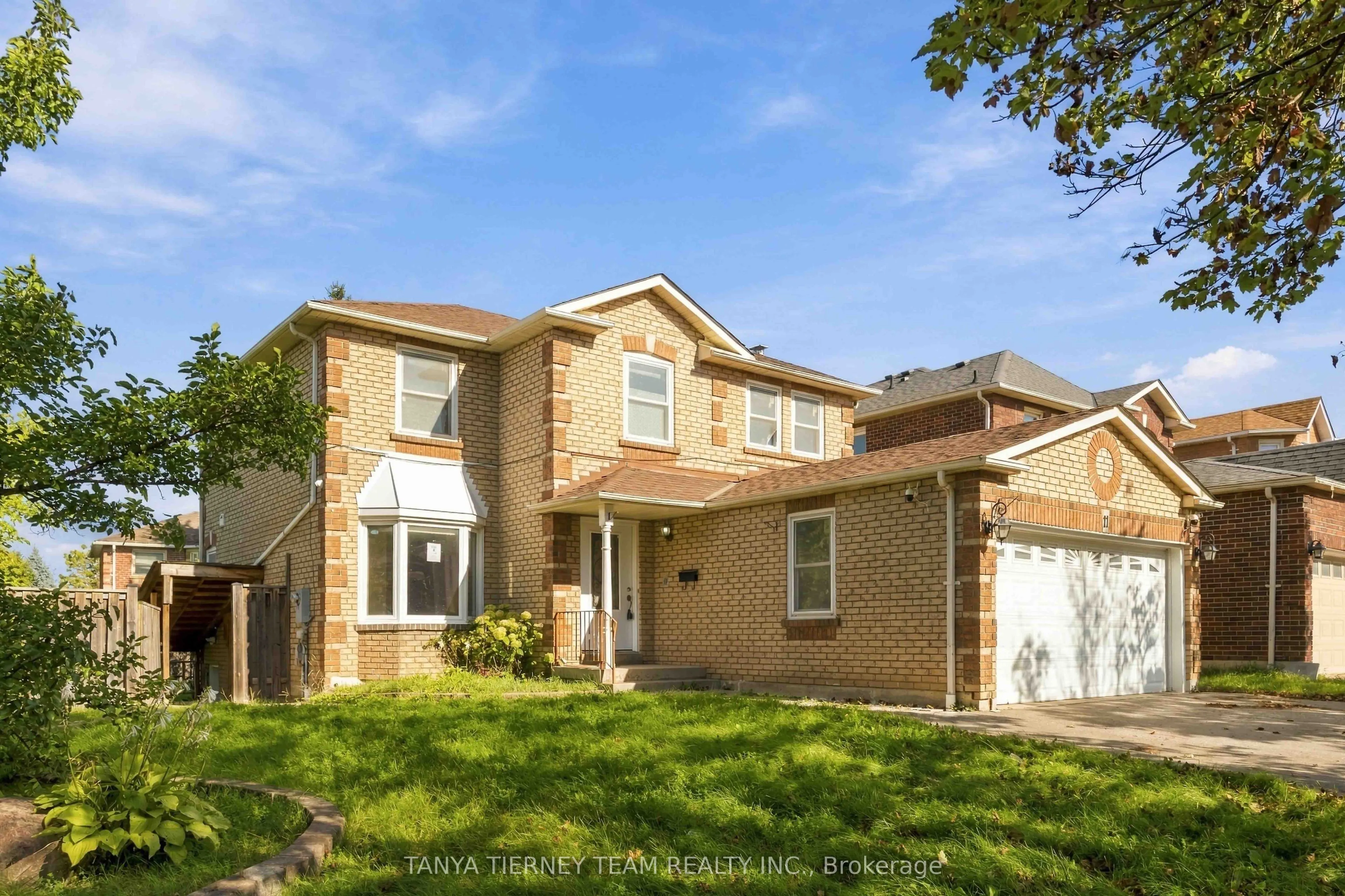 11 Hunter Drive