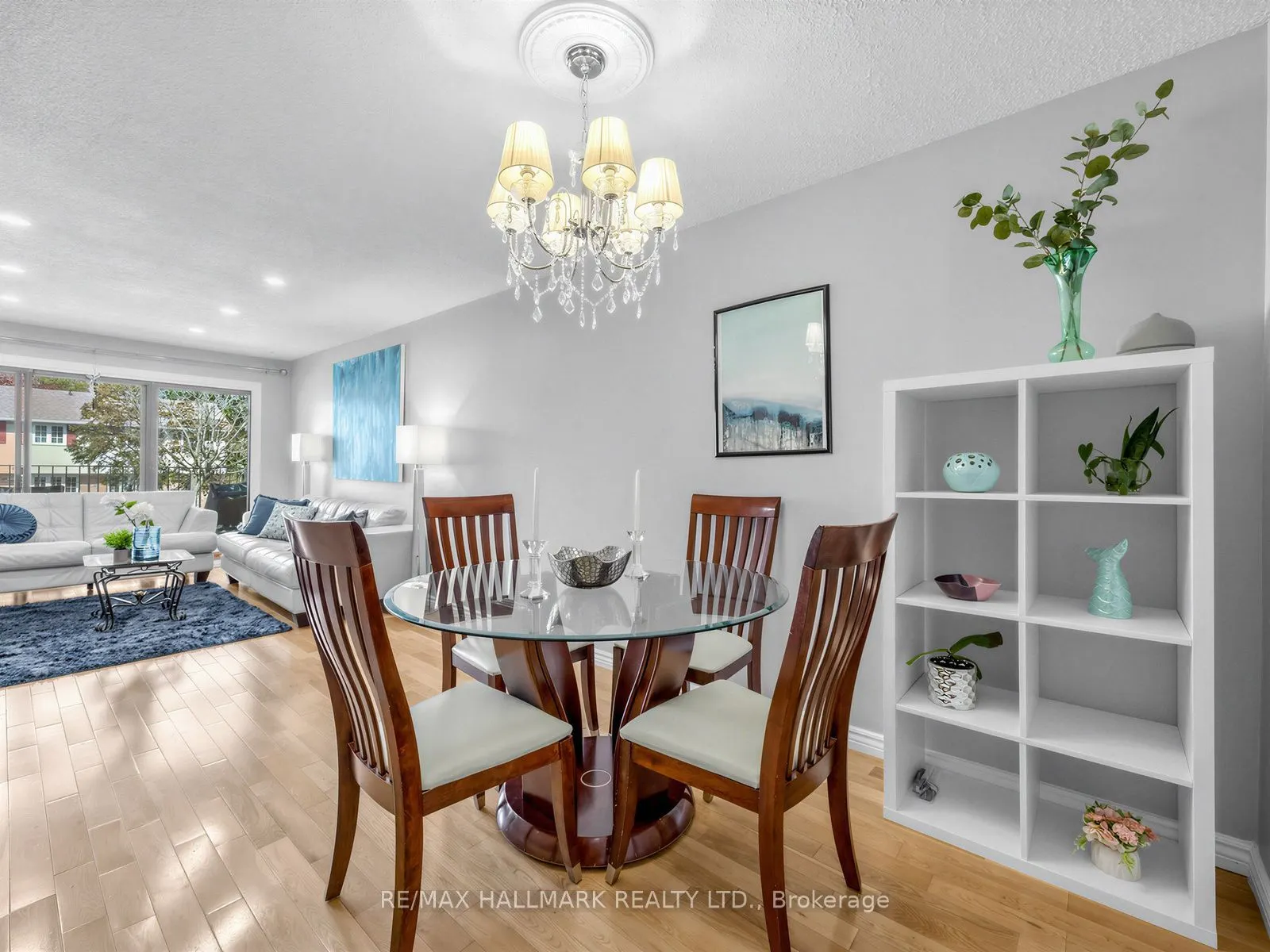 1333 Cherrydown Drive