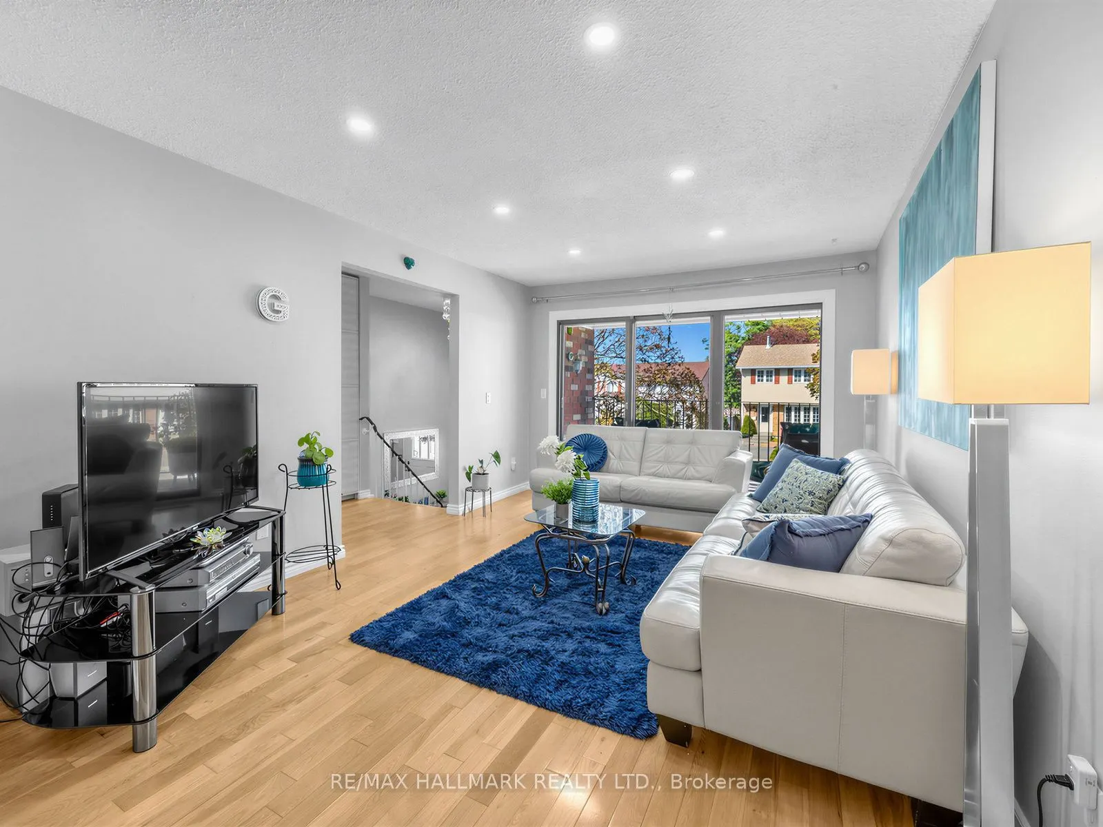 1333 Cherrydown Drive