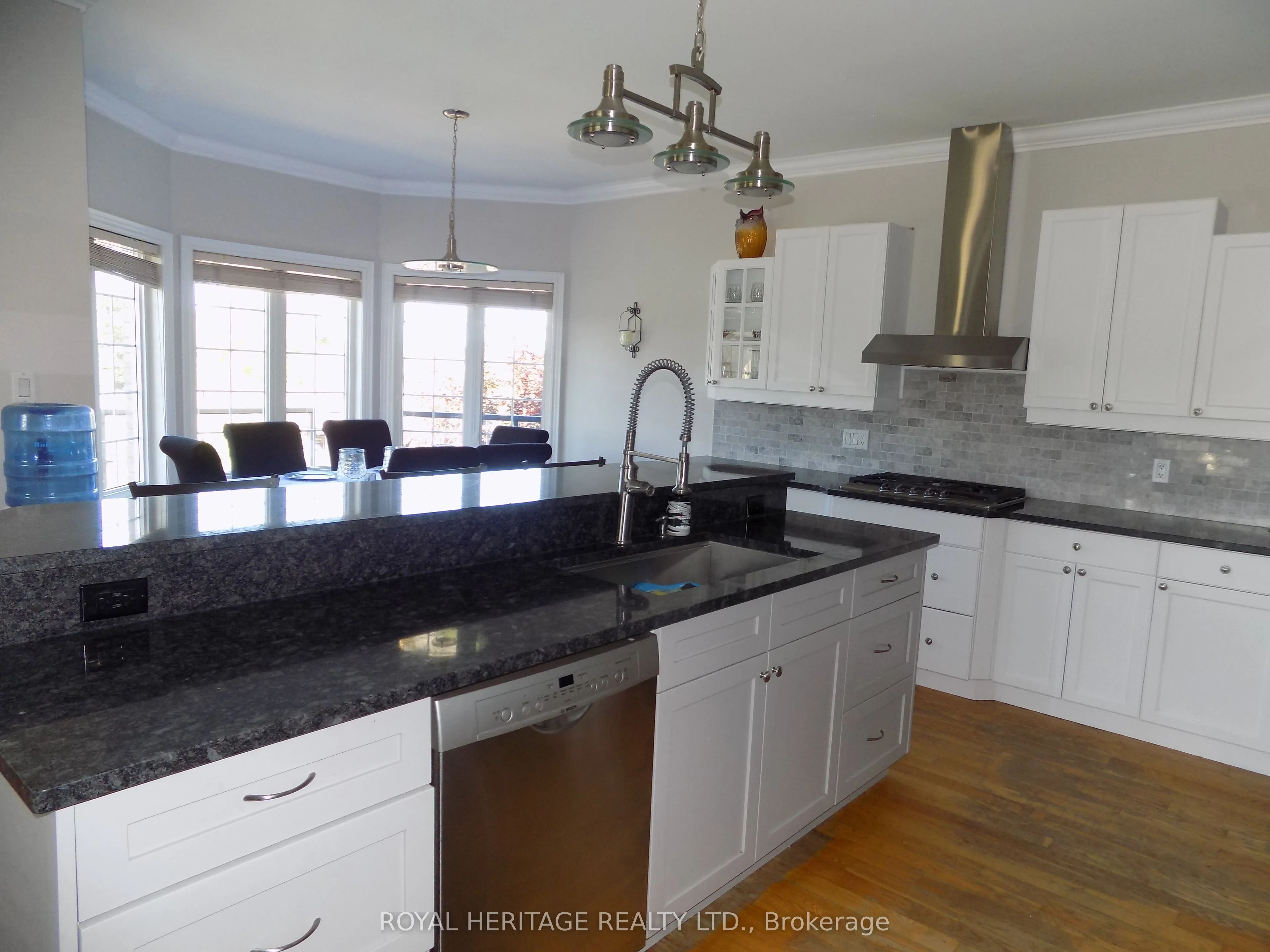 4250 Simcoe Street N