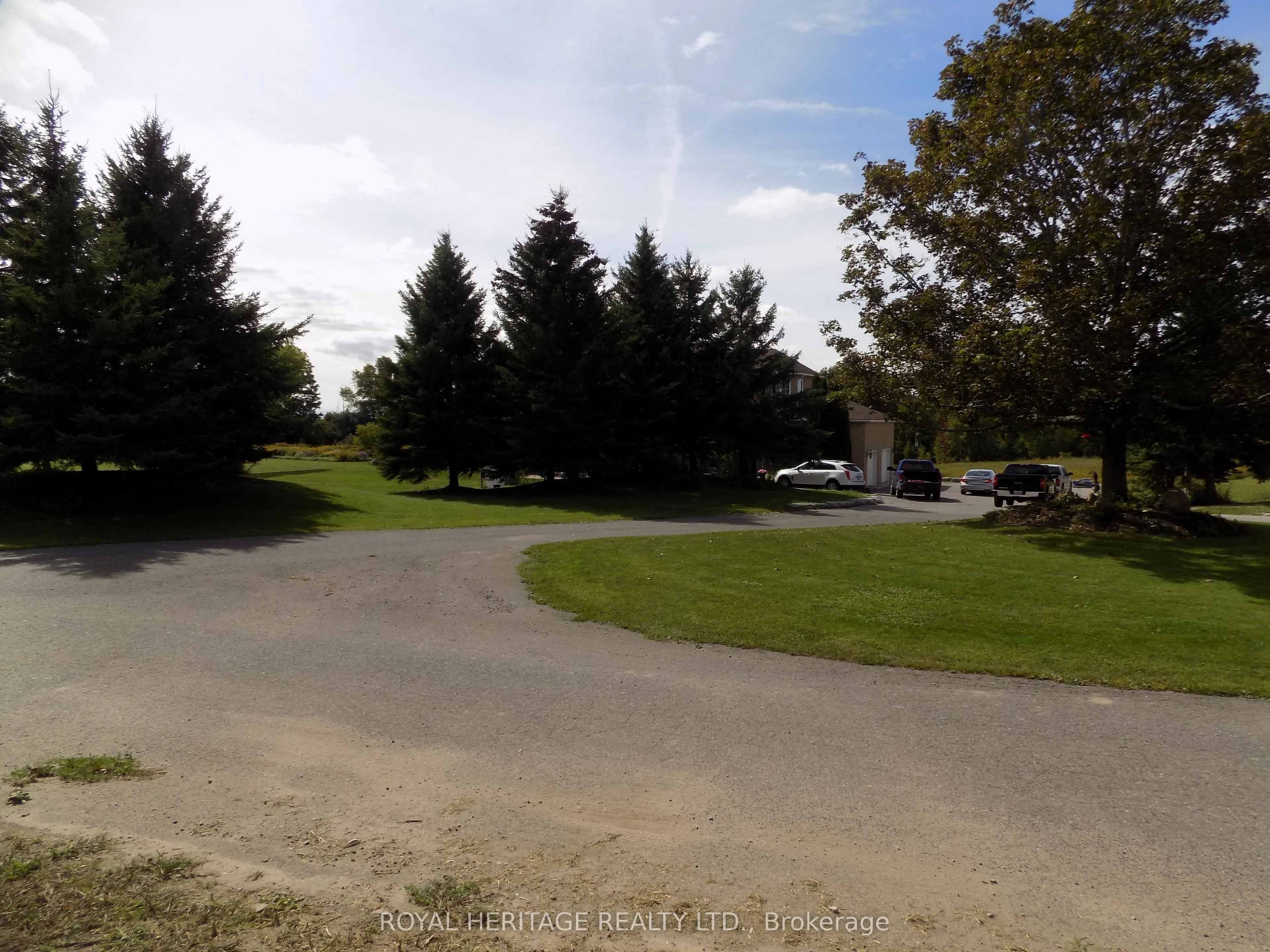 4250 Simcoe Street N