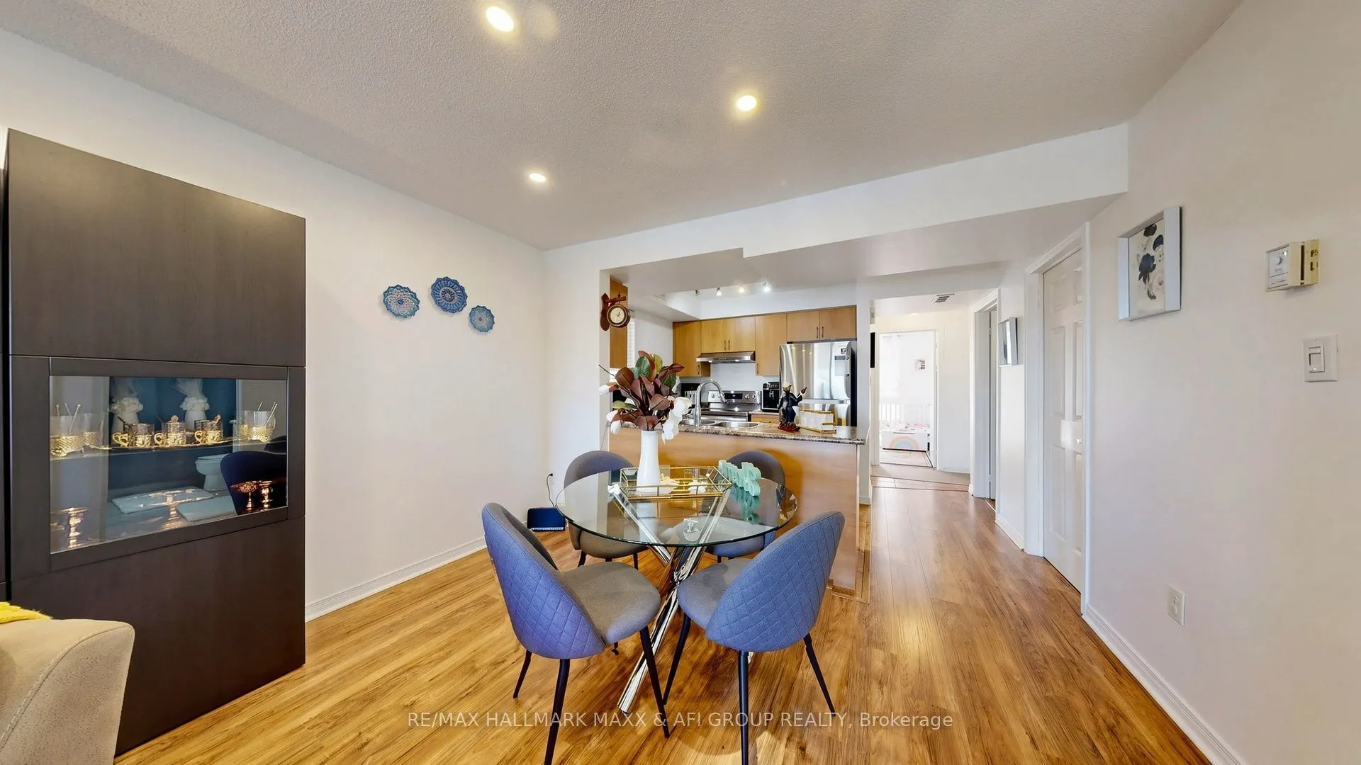 92 Petra Way #2