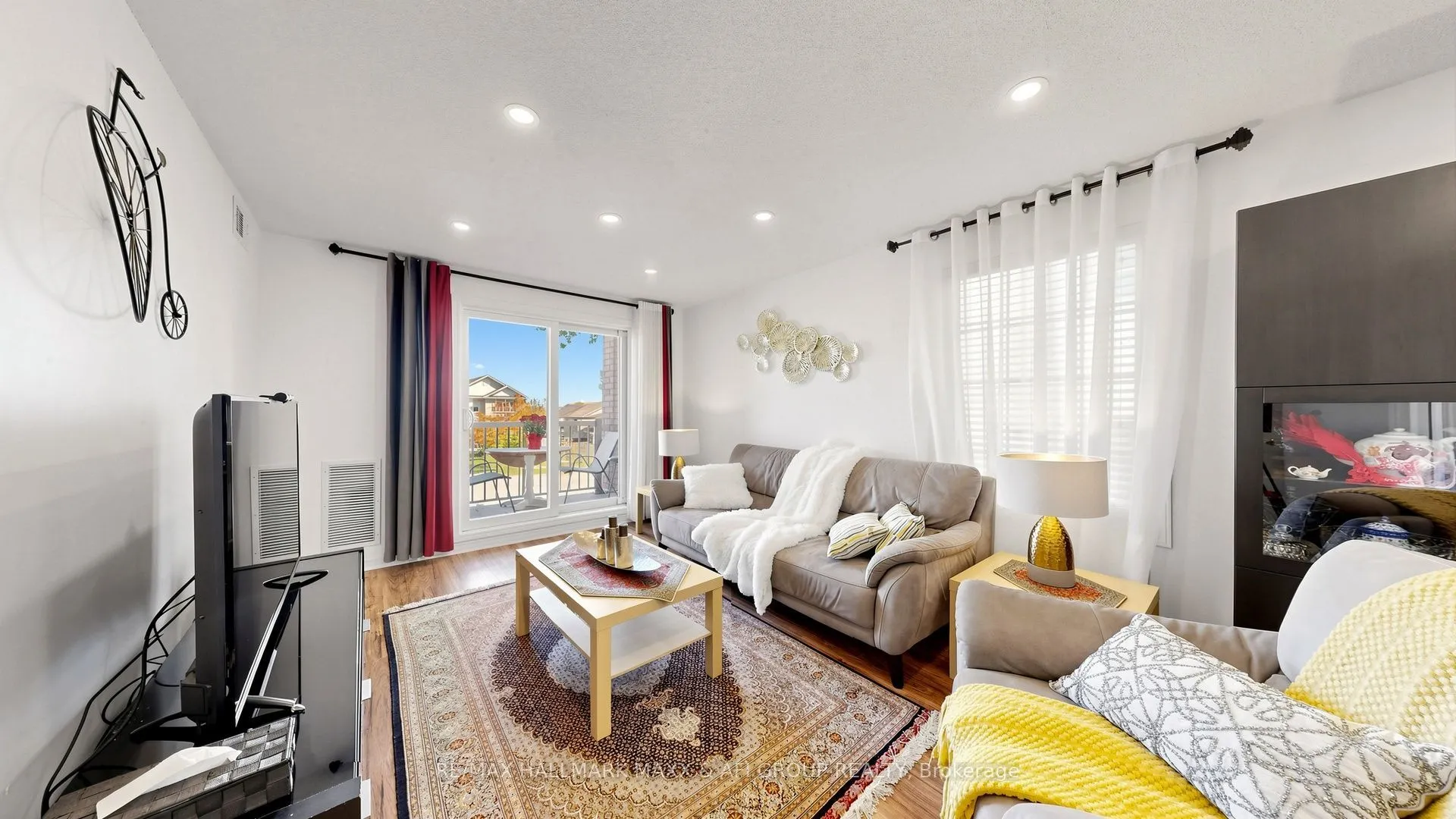 92 Petra Way #2