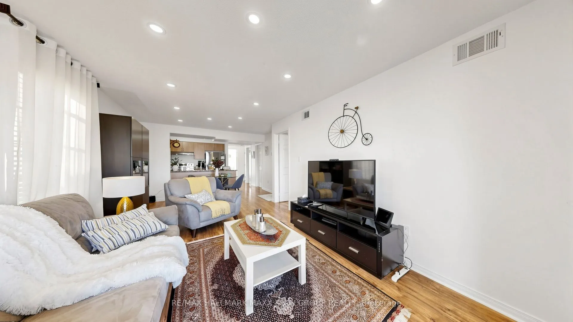 92 Petra Way #2
