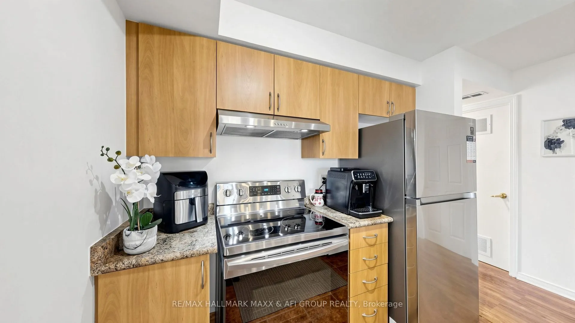 92 Petra Way #2