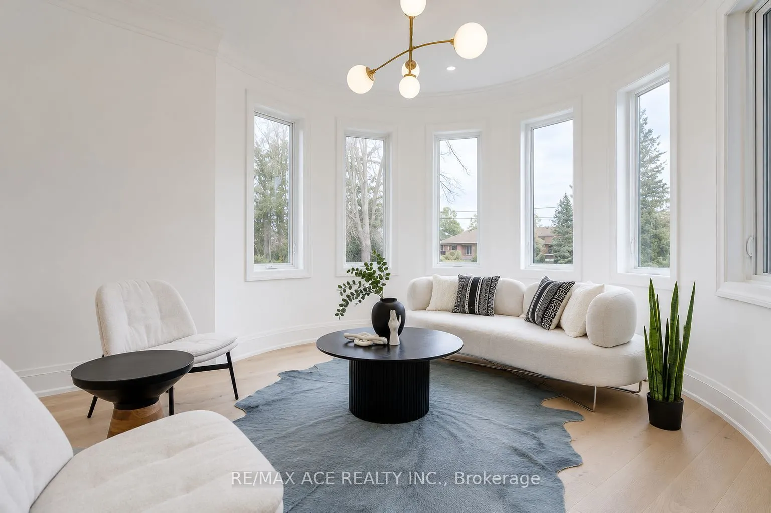 12 Euclid Avenue