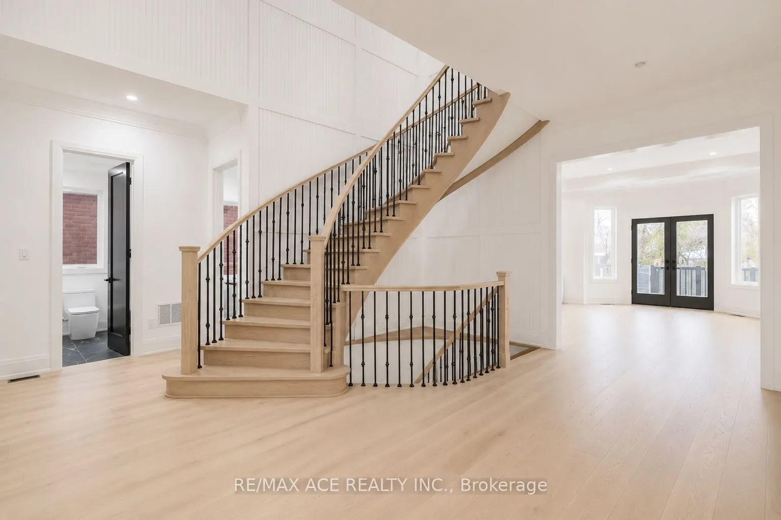 12 Euclid Avenue