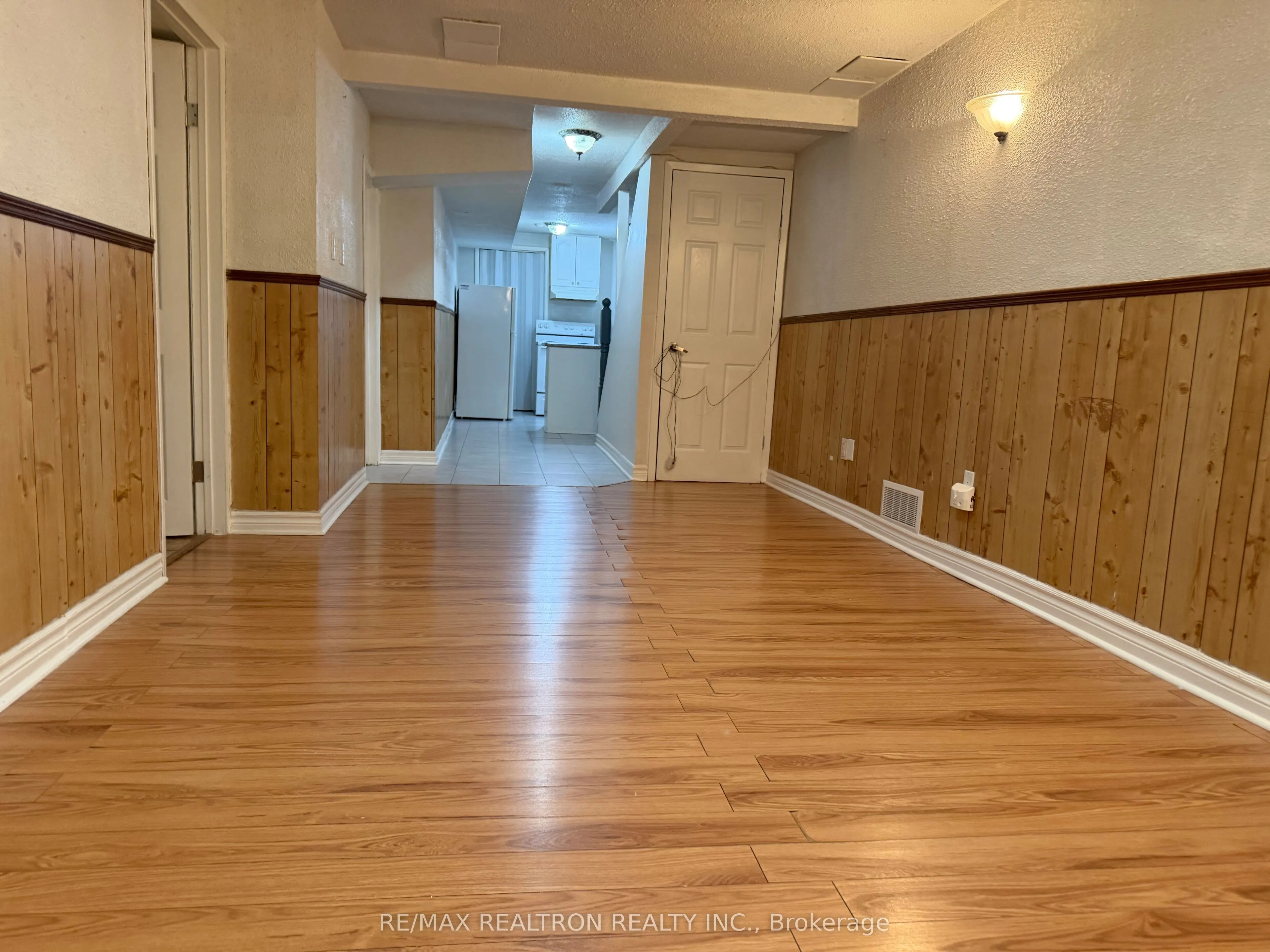 33 Rainbow Ridge Avenue