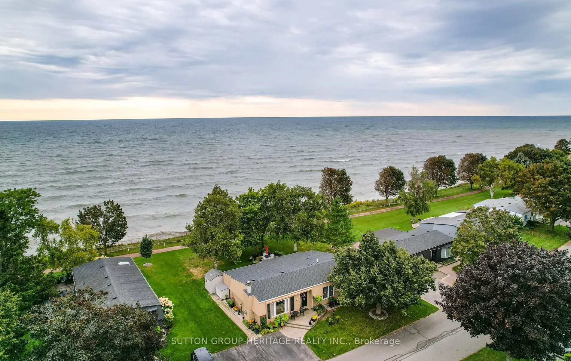 89 Bluffs Road
