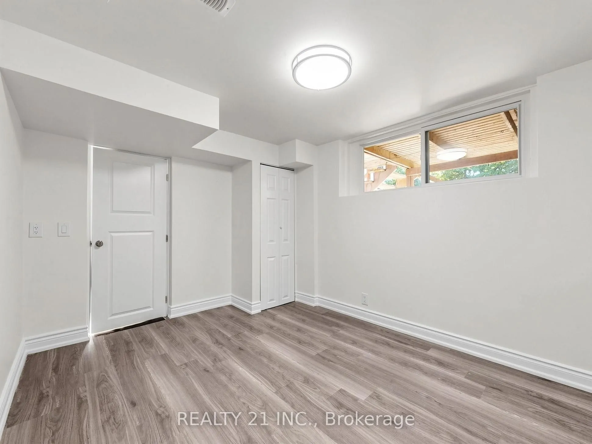 120 Queensbury Avenue