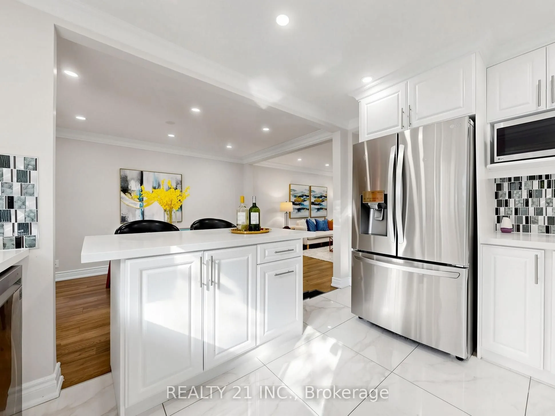120 Queensbury Avenue