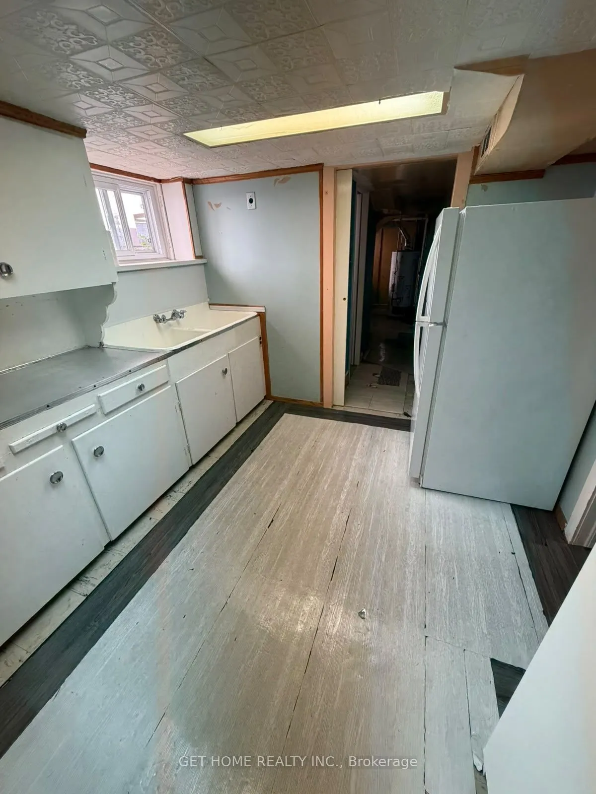 44 St Hubert Avenue #Basement
