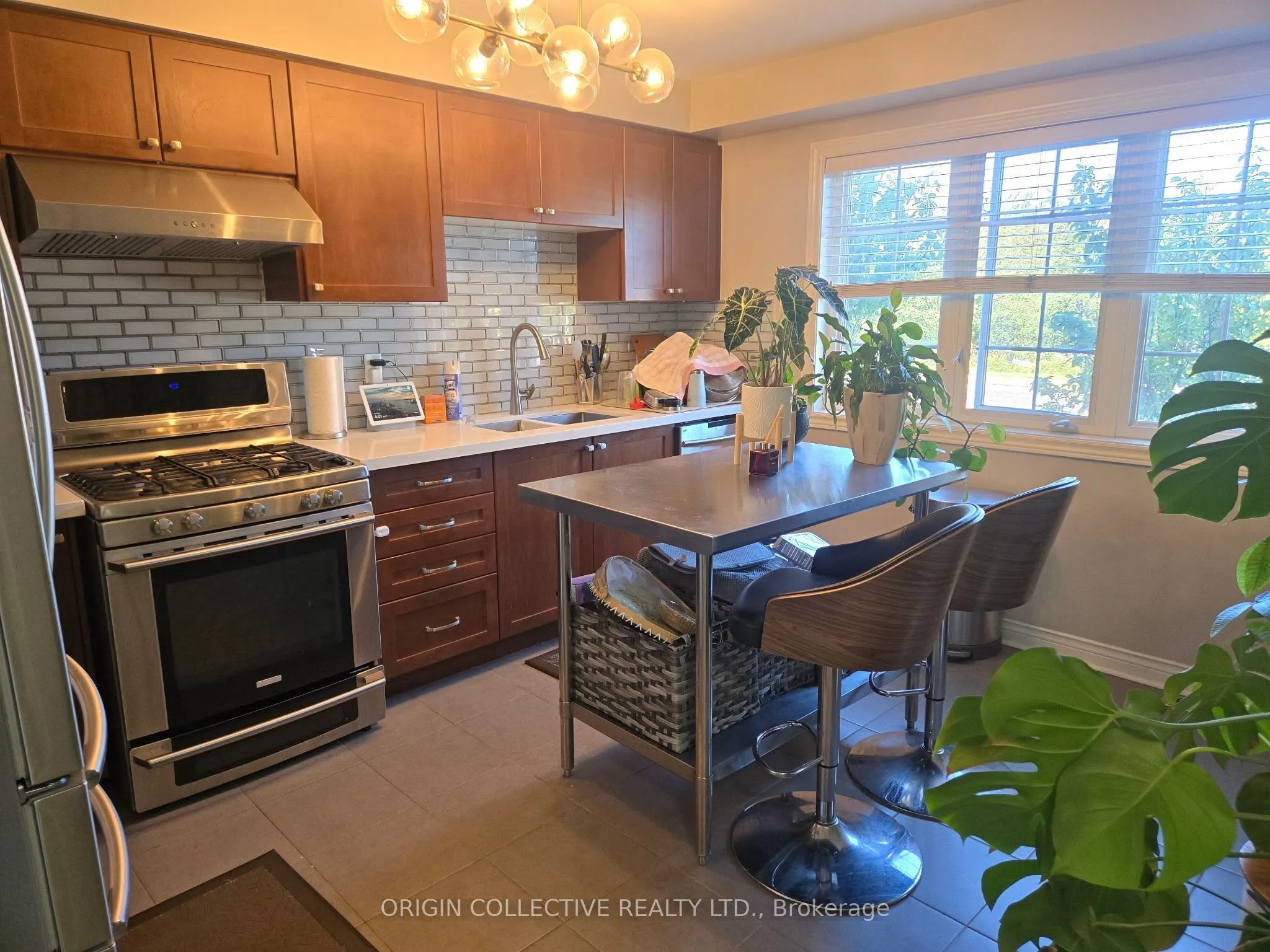 33 Lurcook St #Room B