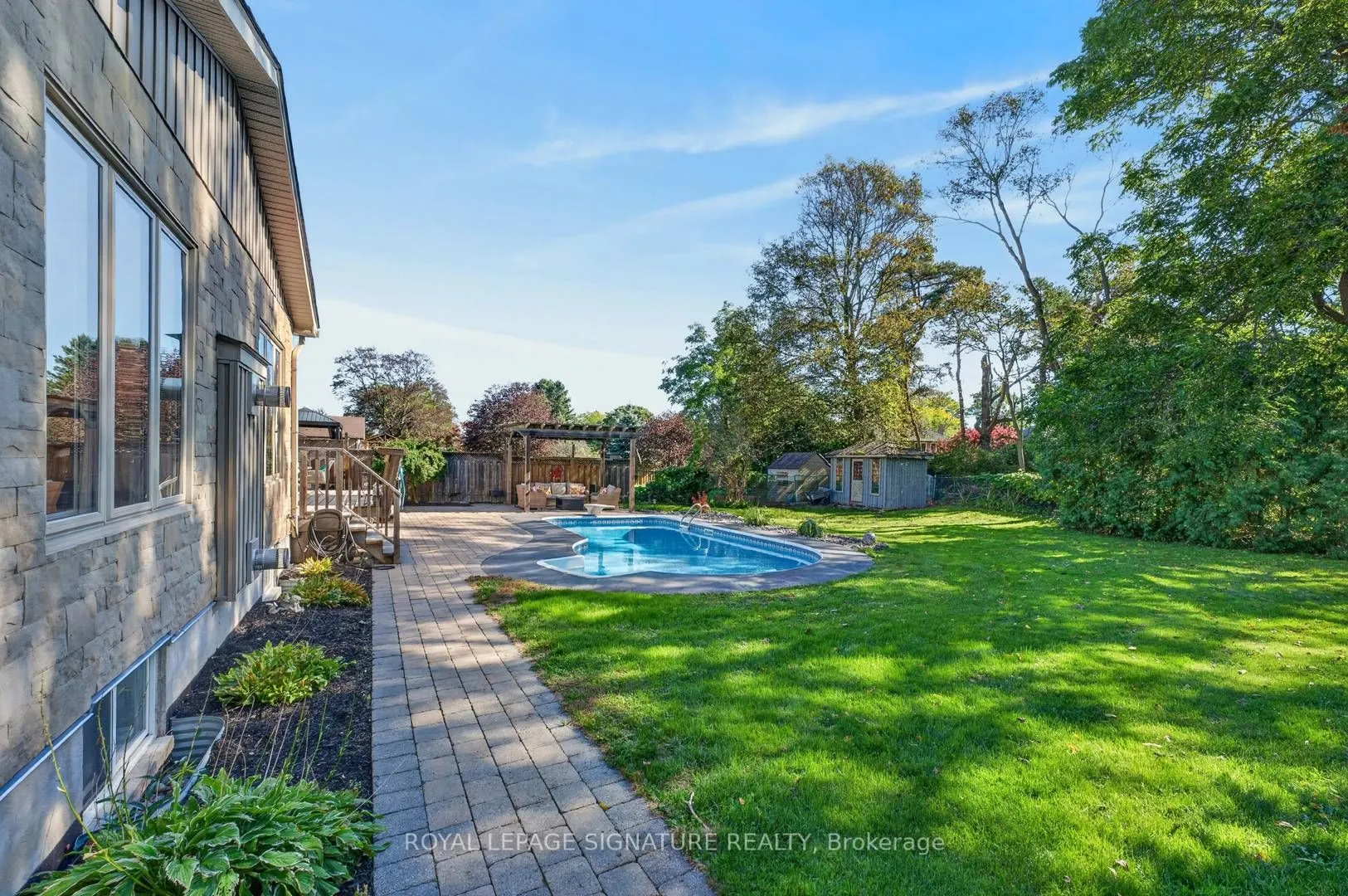 5 Bonacres Avenue