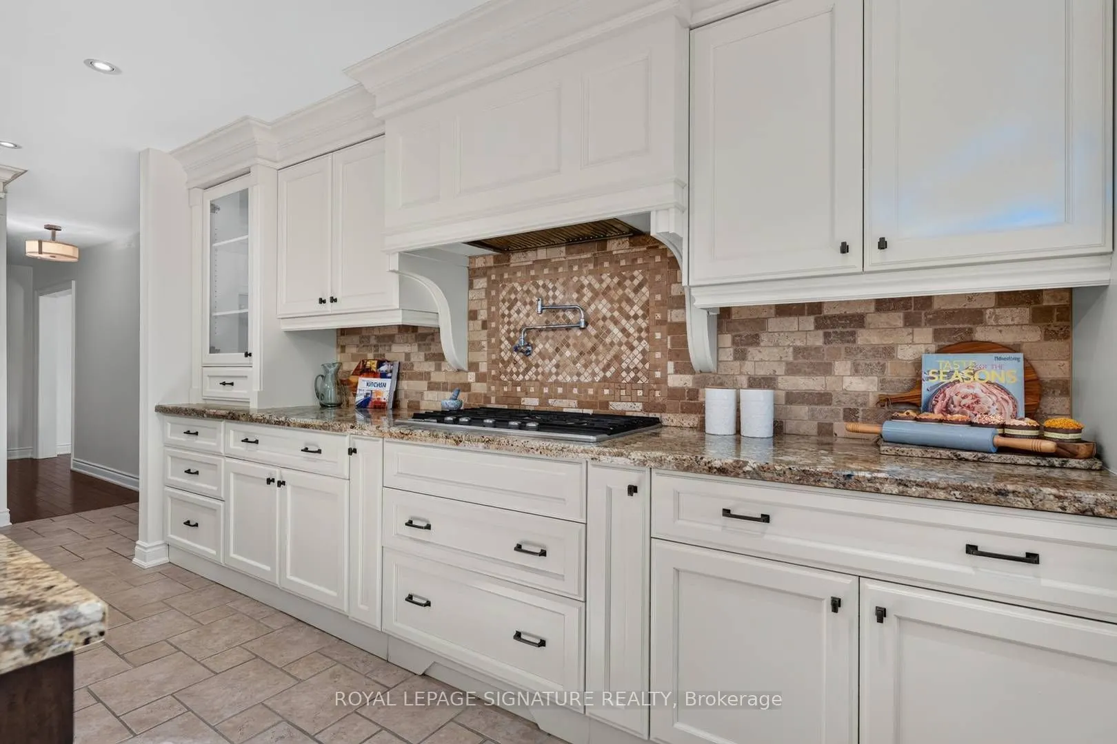 5 Bonacres Avenue
