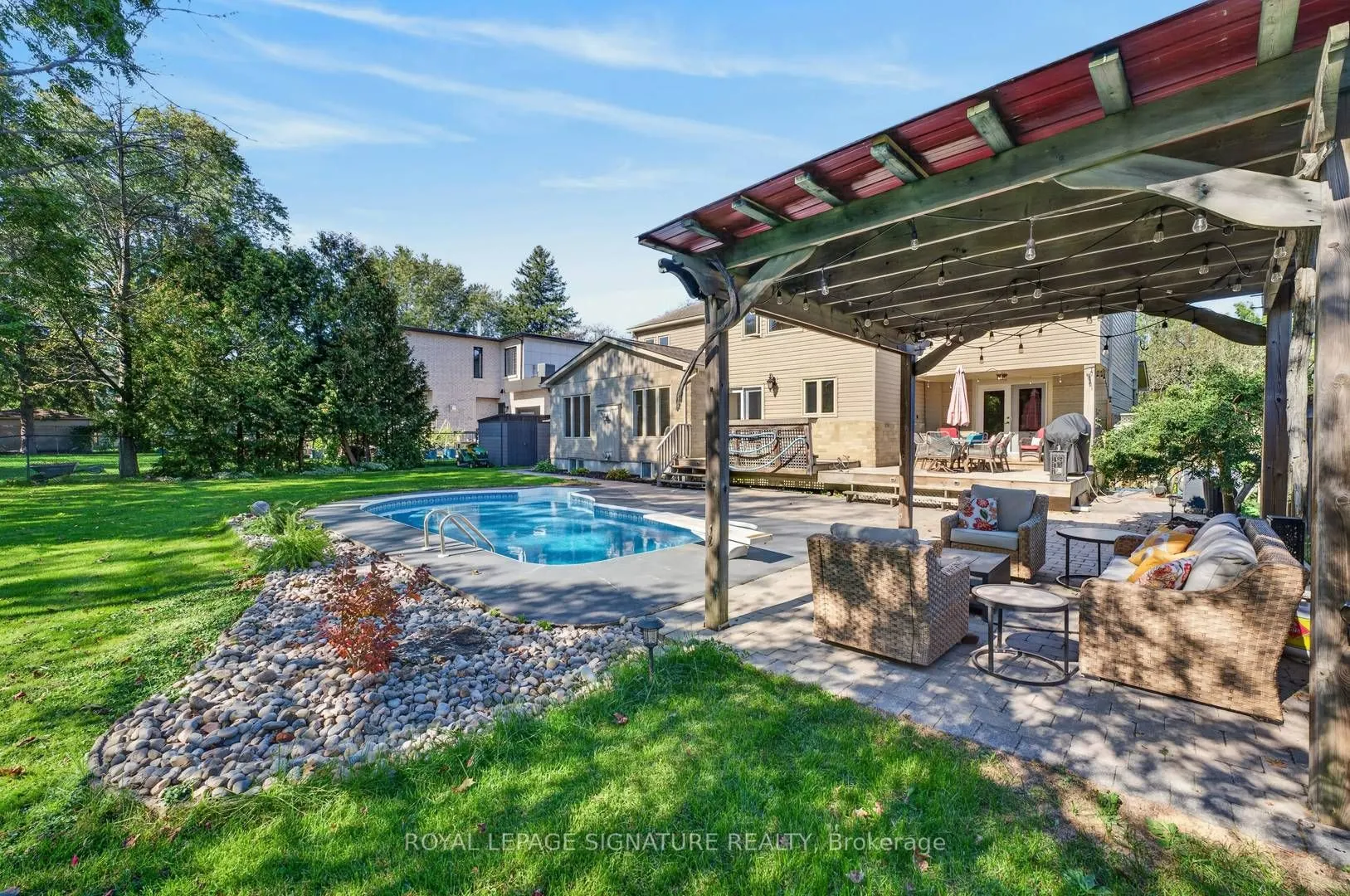 5 Bonacres Avenue