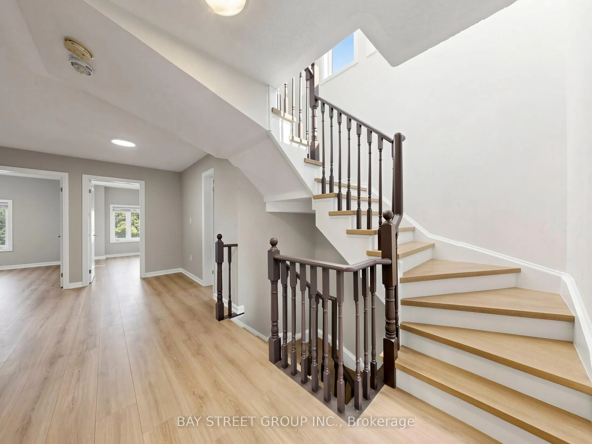 2 Longshore Way