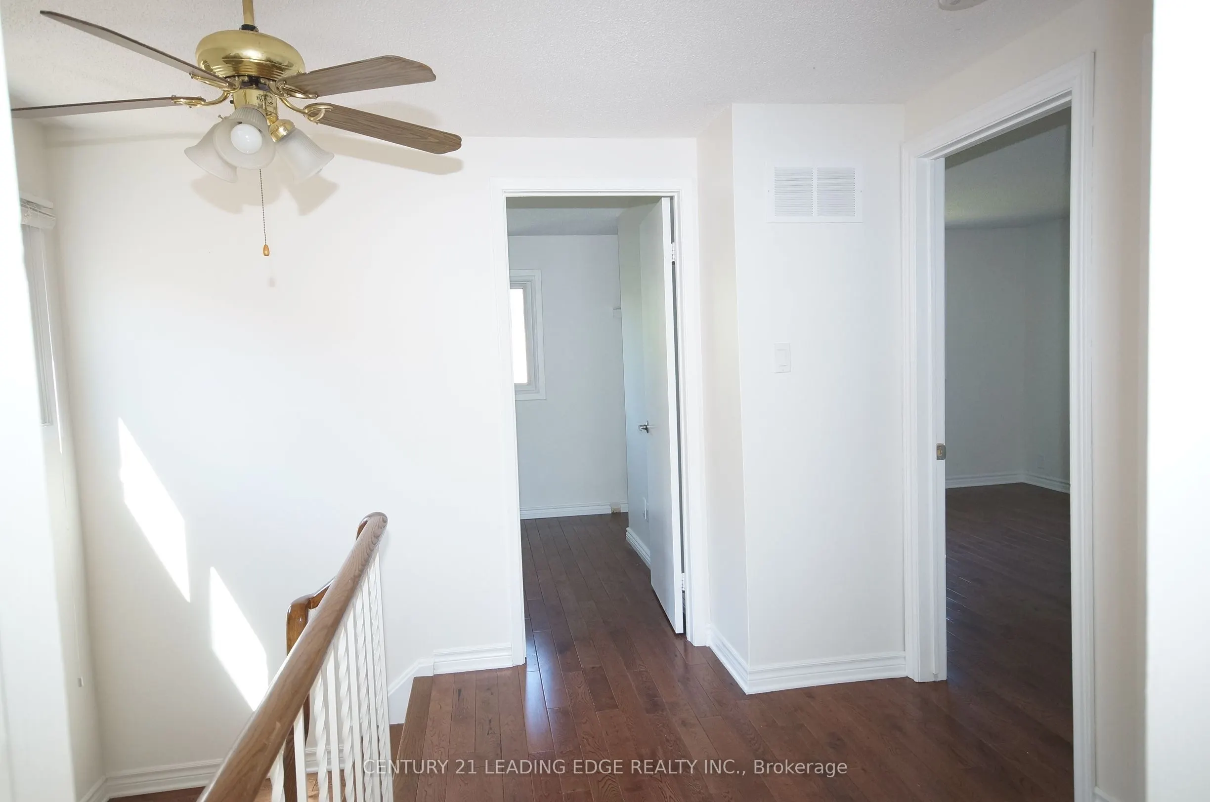 62 Daniels Crescent #UPPER