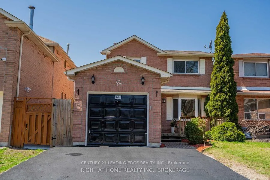 62 Daniels Crescent #UPPER