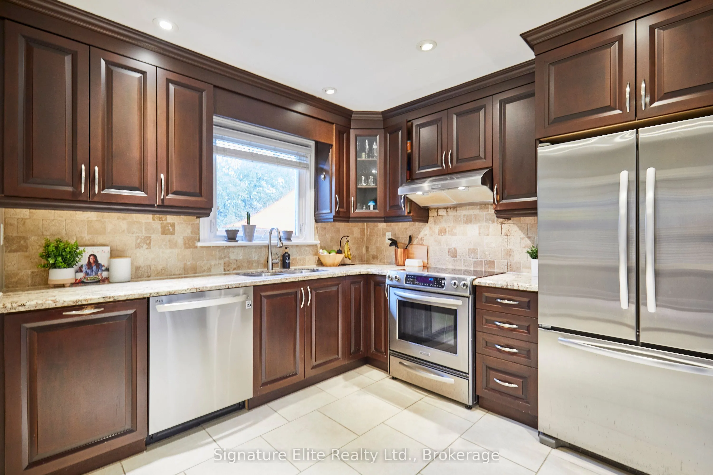 3 Kingsmere Crescent