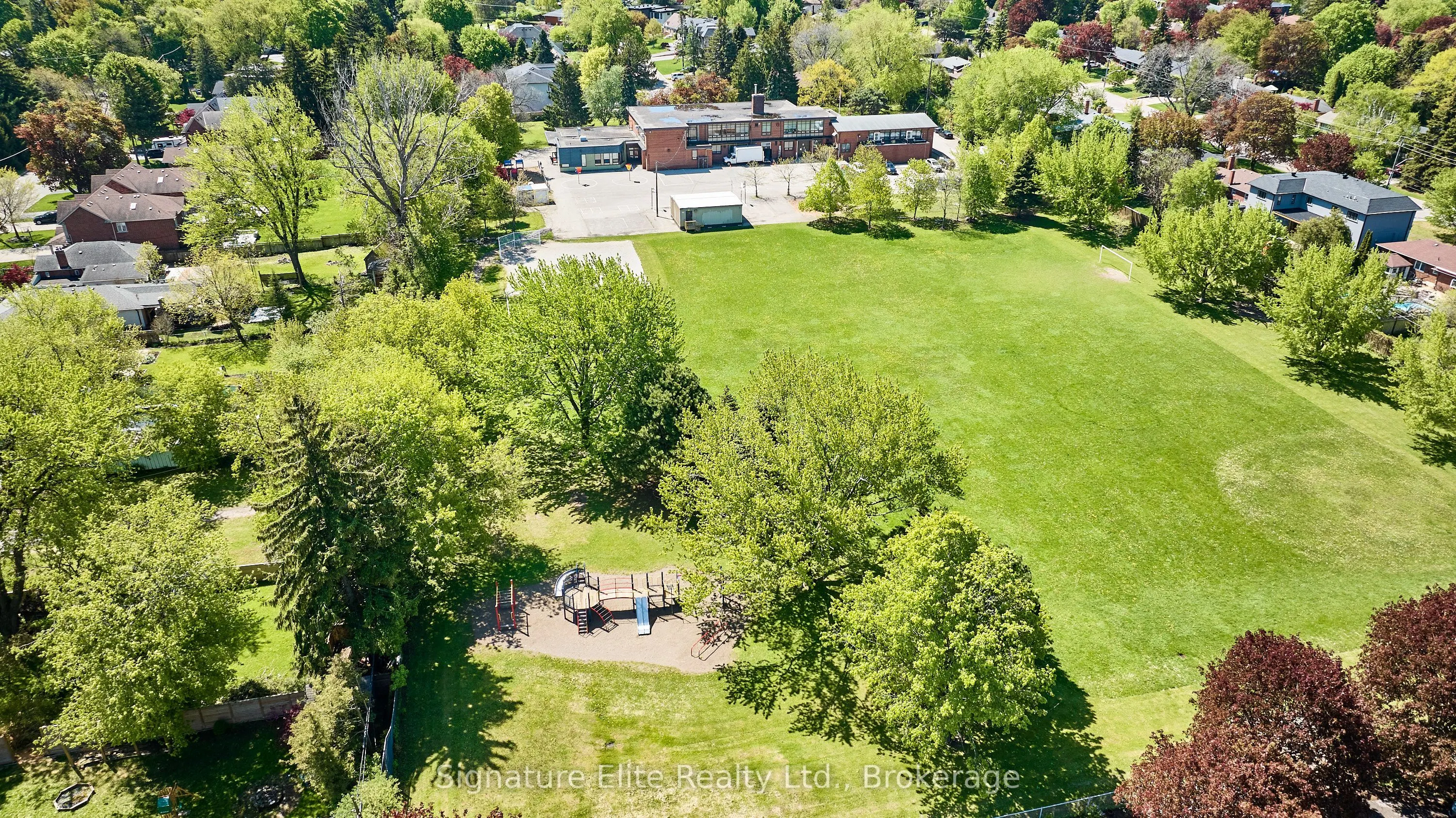 3 Kingsmere Crescent