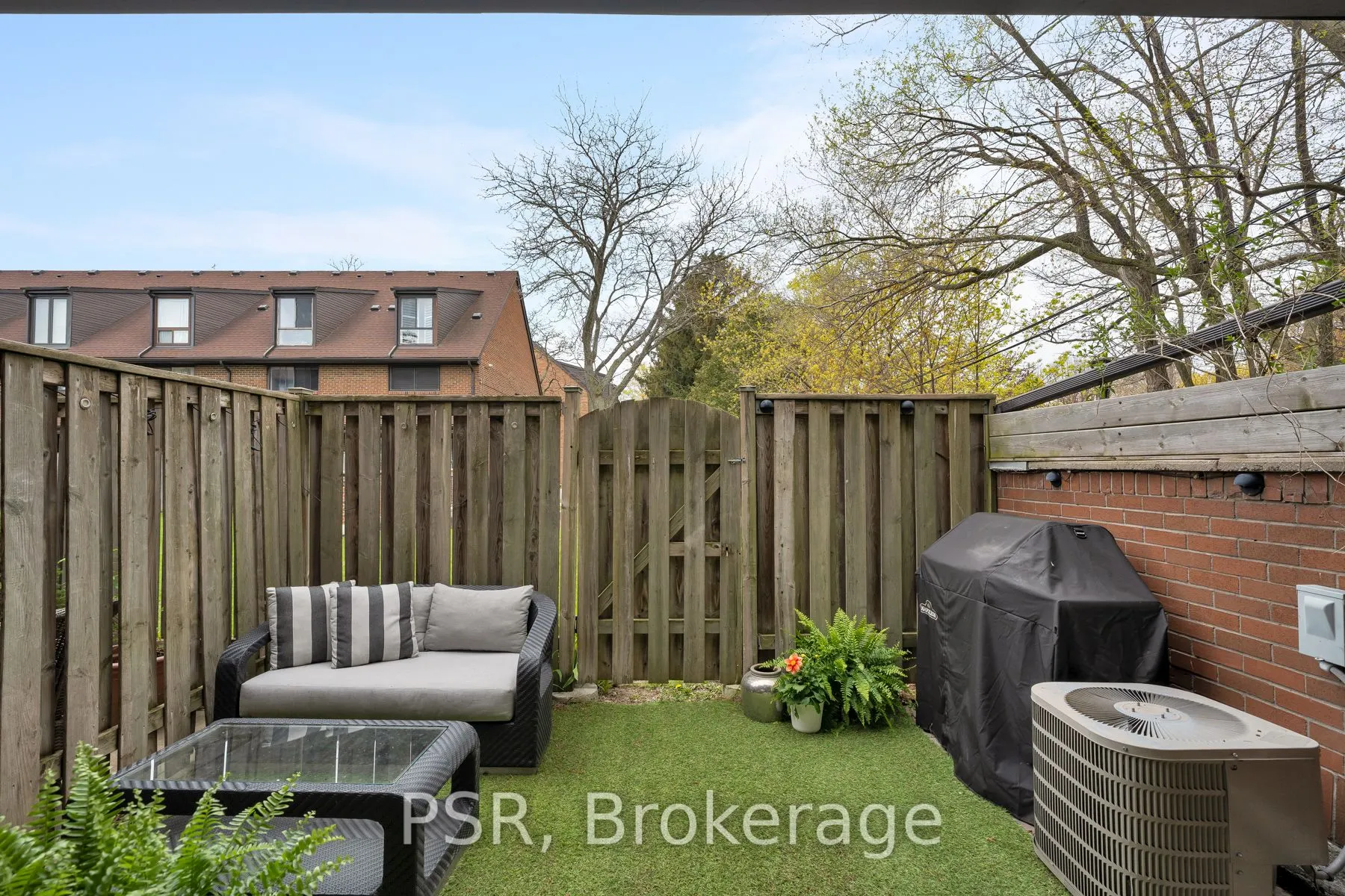 28 Livingston Road #83