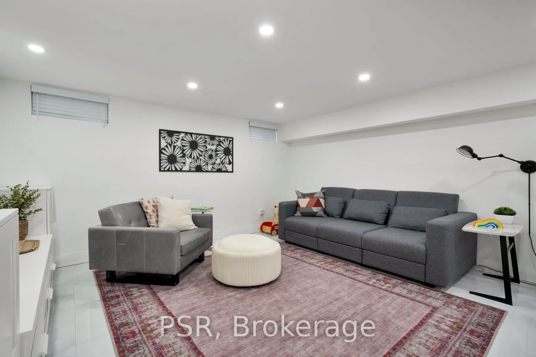 28 Livingston Road #83