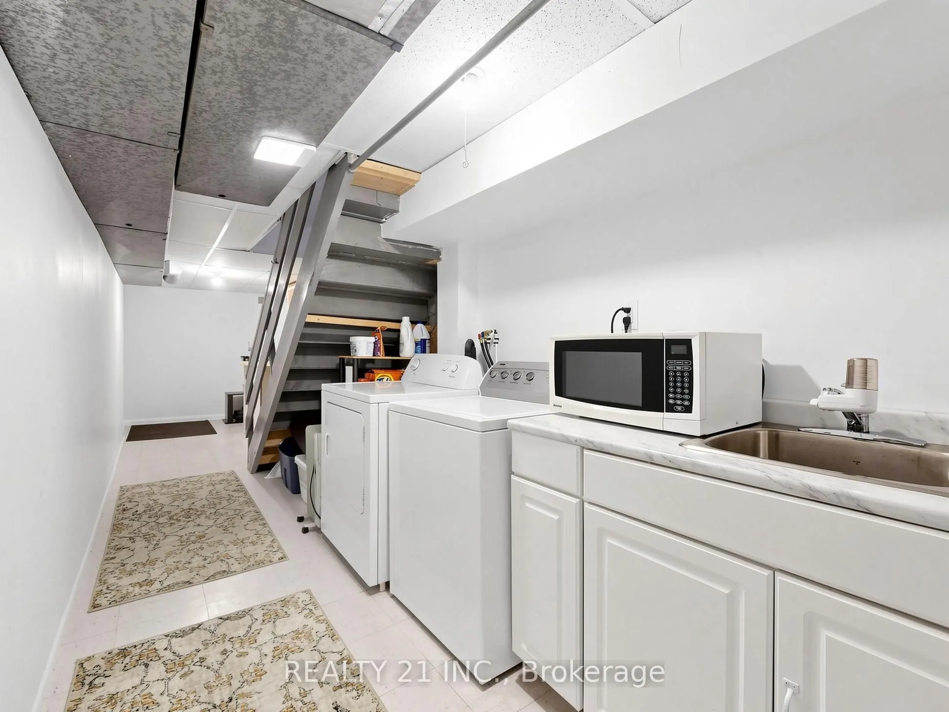 132 Harding Boulevard