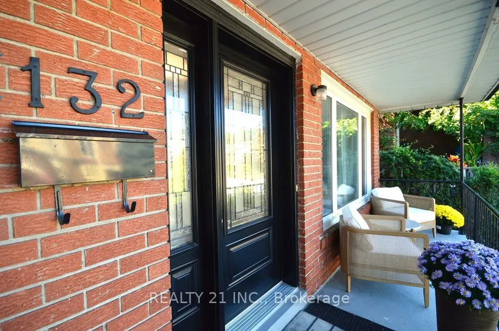 132 Harding Boulevard