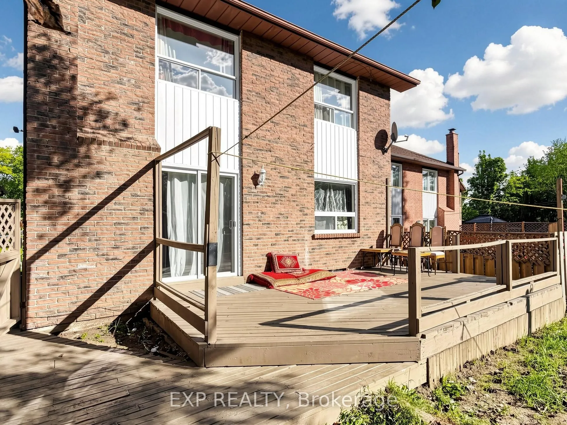 28 Longfellow Court