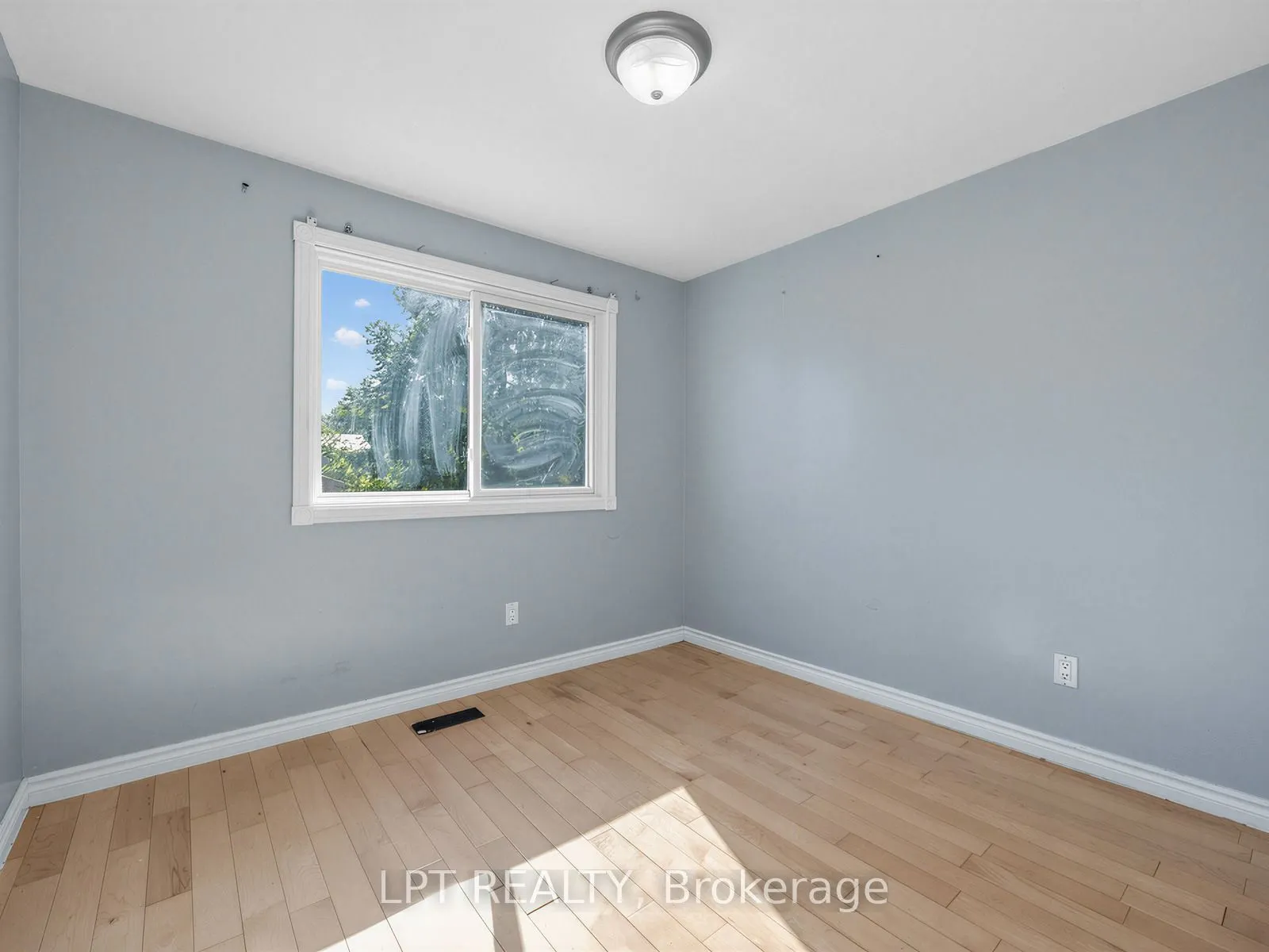 4 Shepmore Terrace