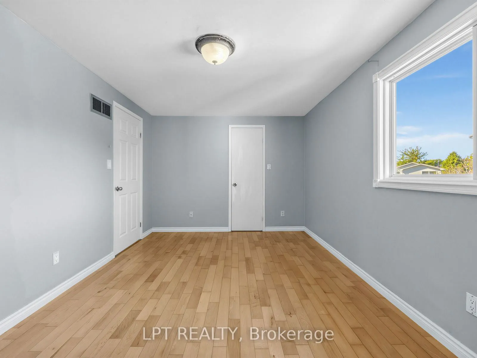 4 Shepmore Terrace