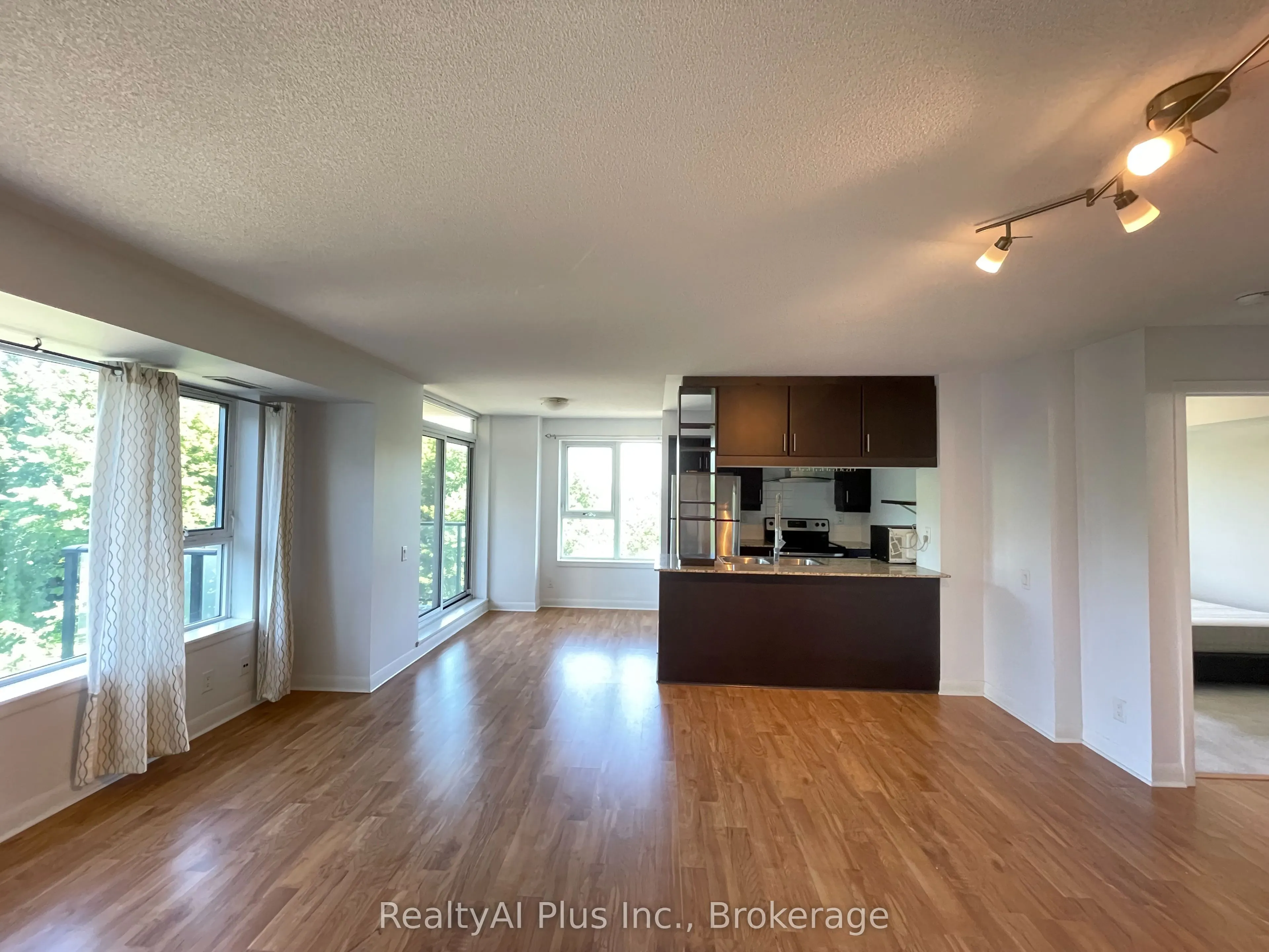190 Borough Drive #805