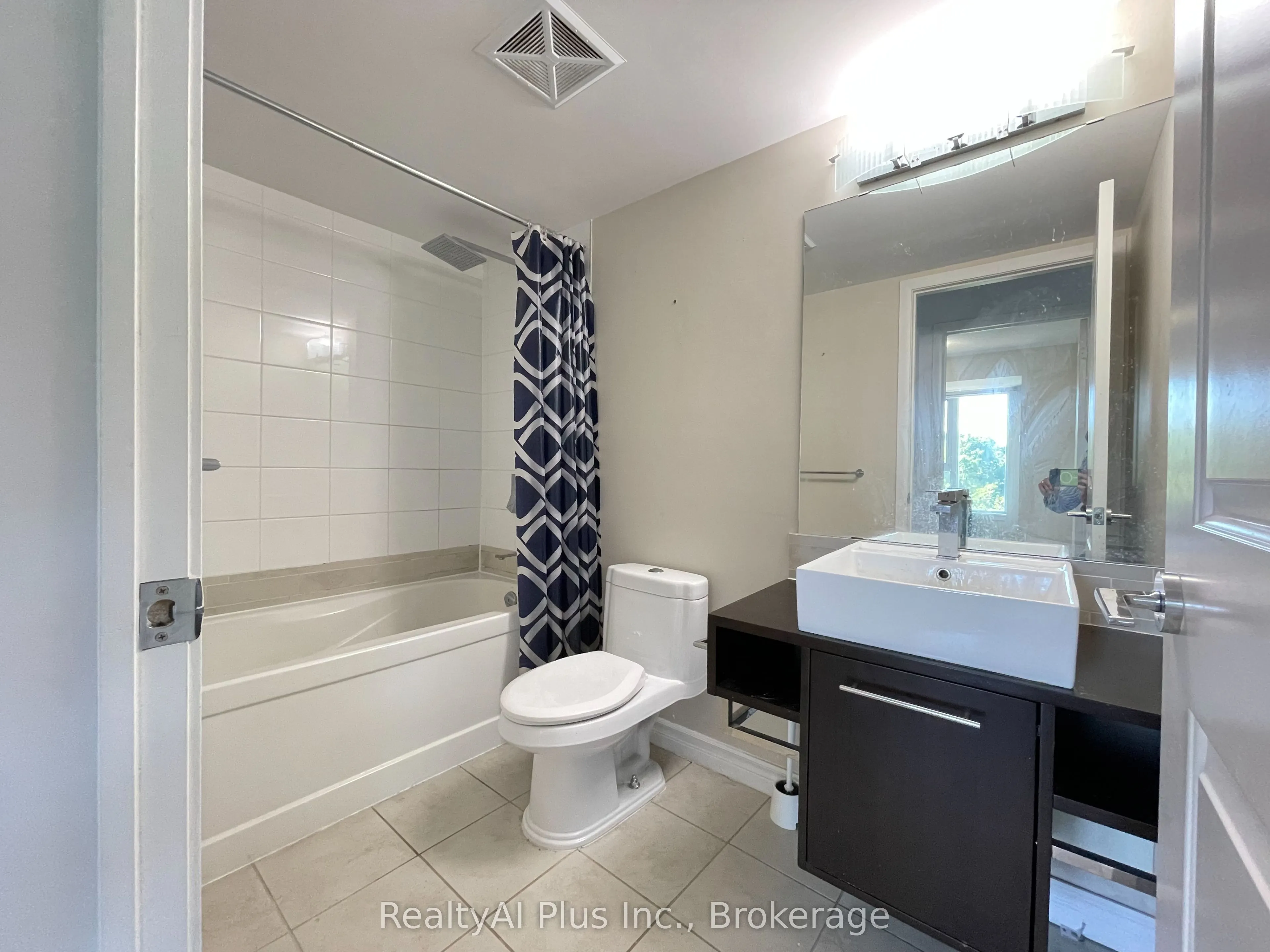 190 Borough Drive #805