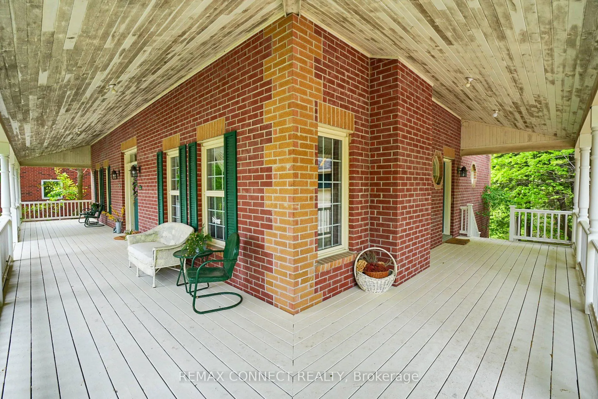1436 Highbush Trail