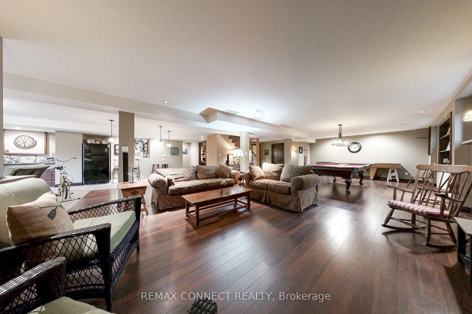 1436 Highbush Trail