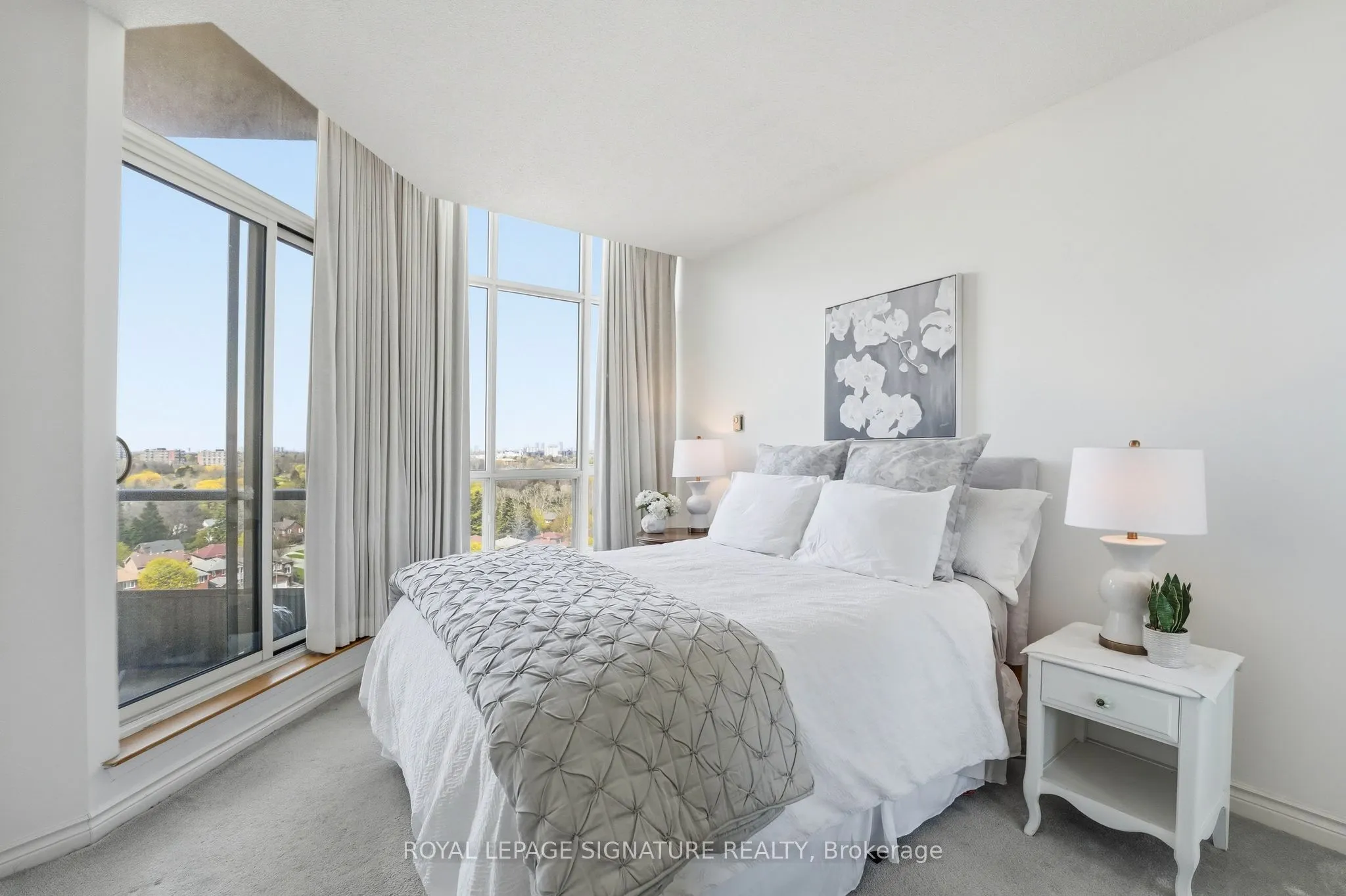 20 Guildwood Parkway #PH1