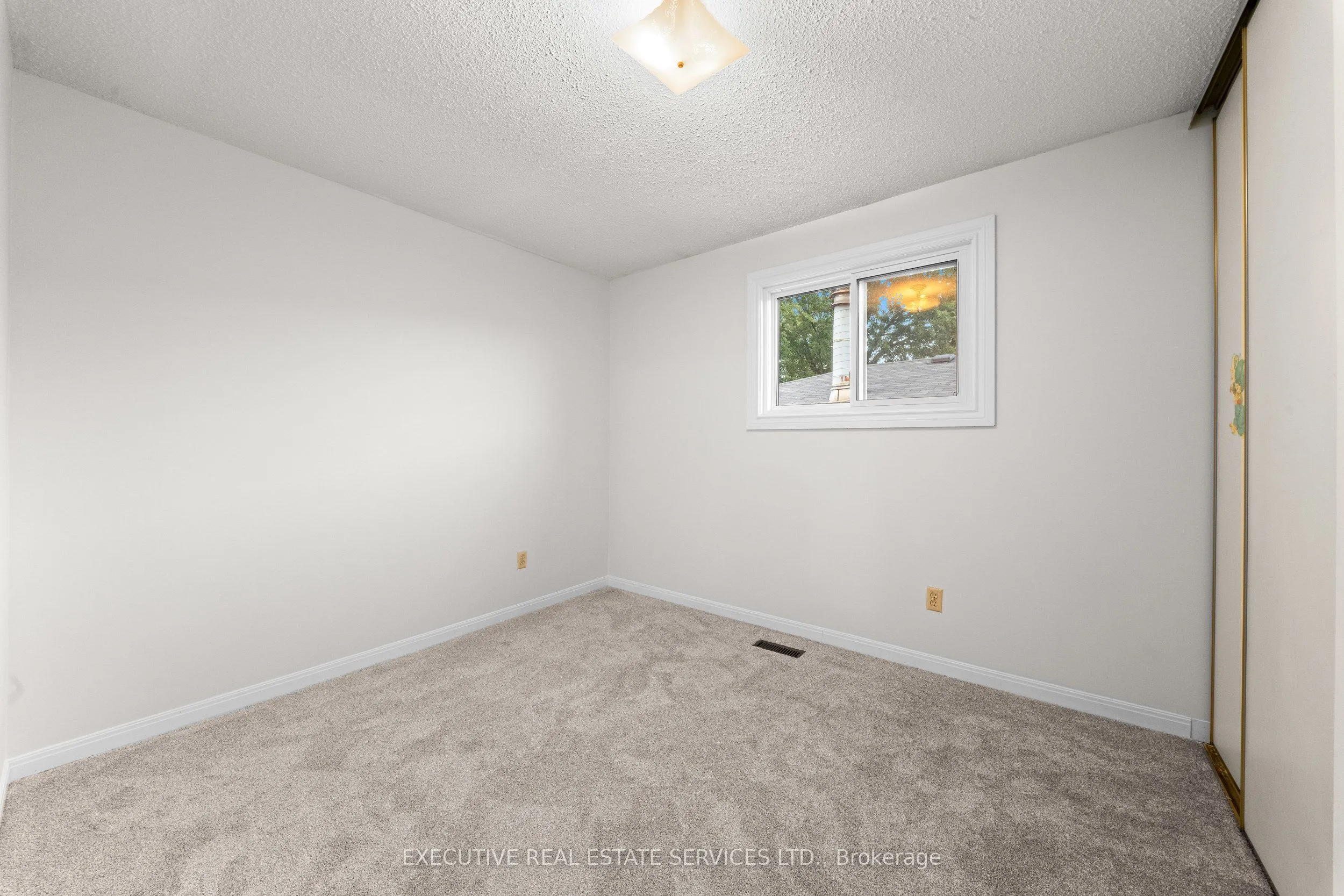 76 Lionhead Trail