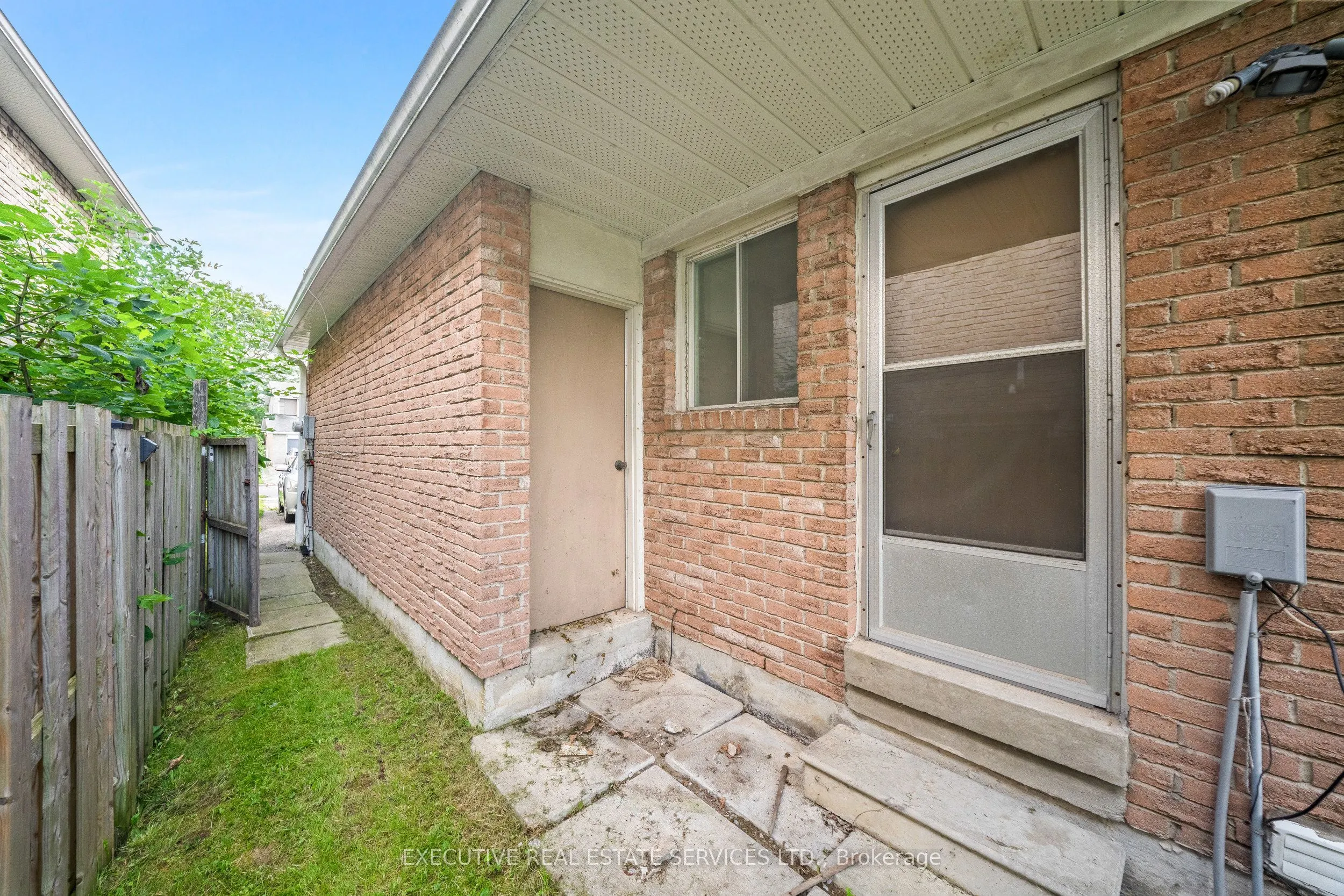 76 Lionhead Trail