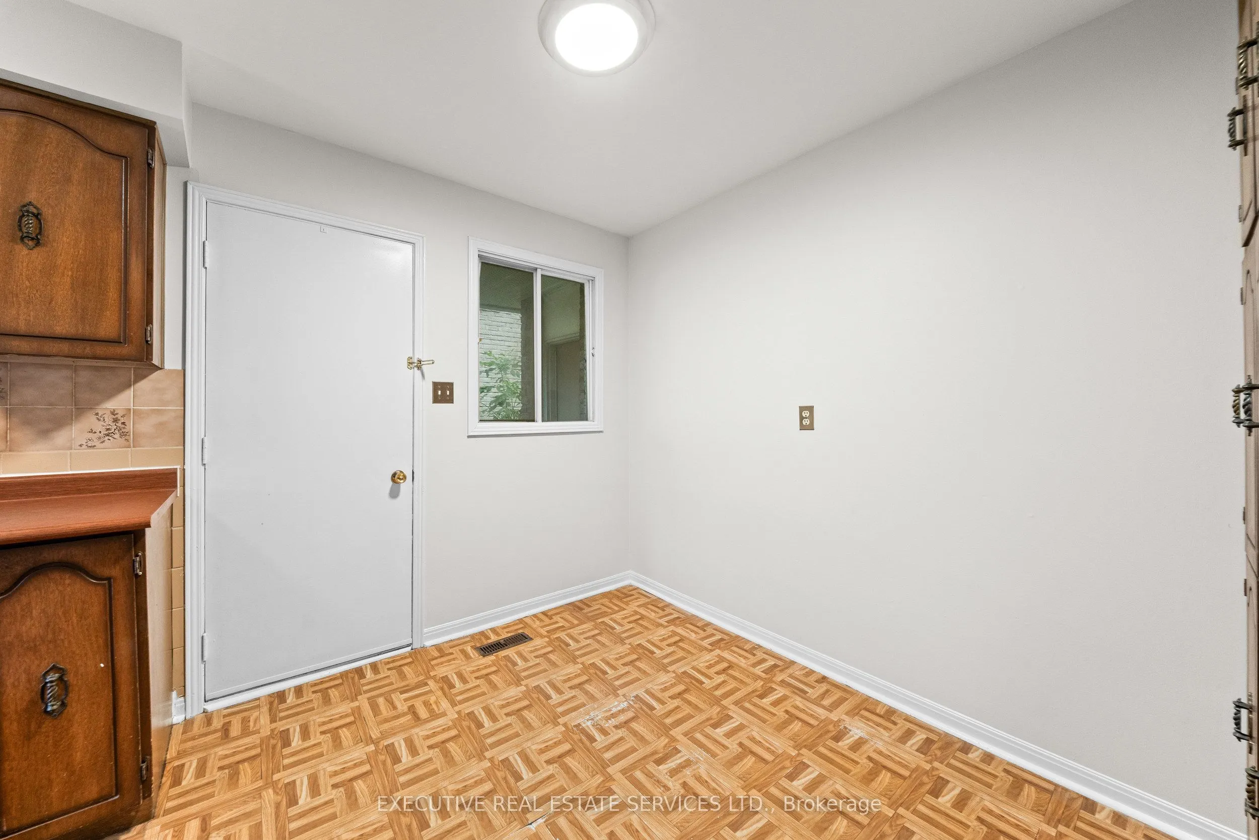 76 Lionhead Trail