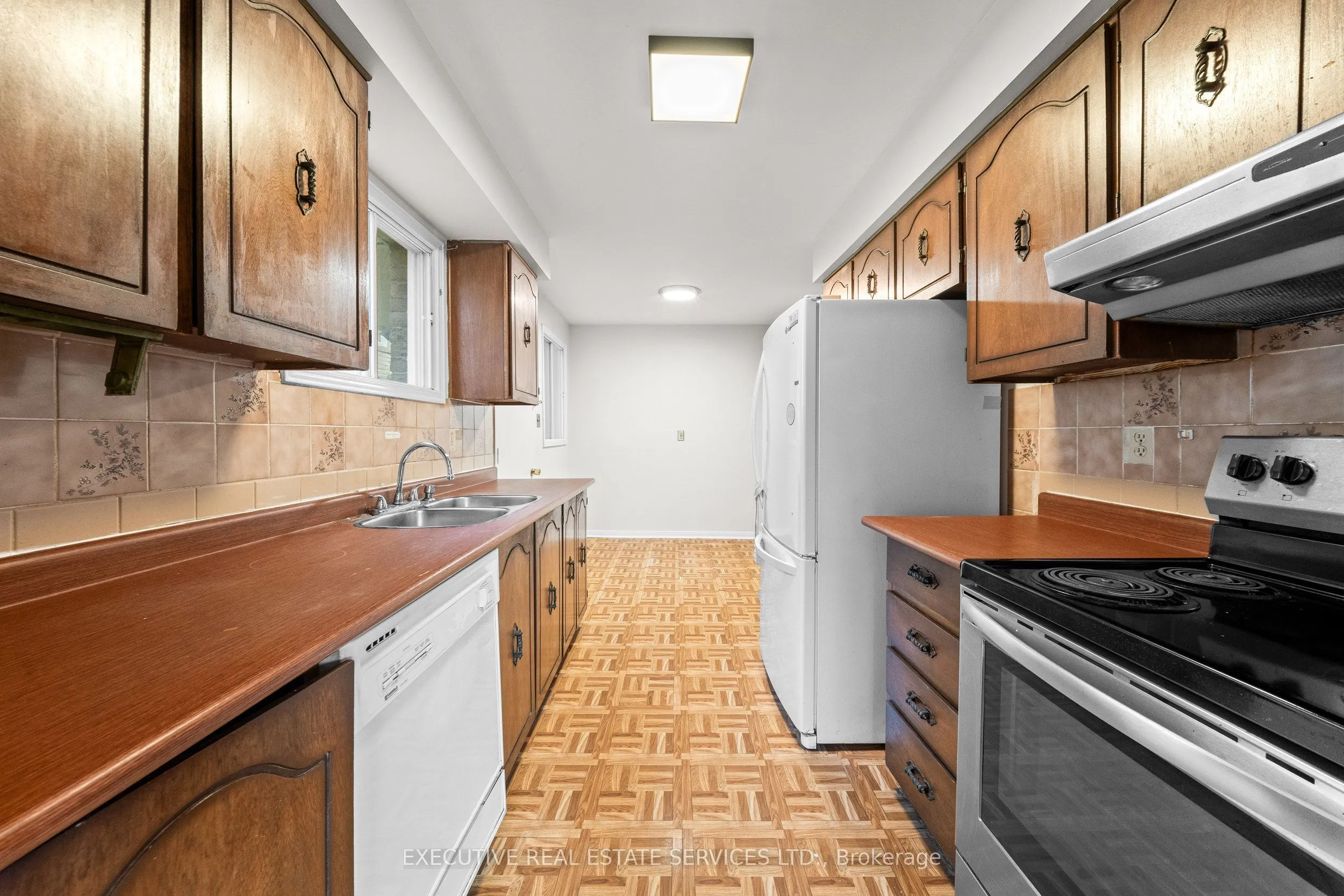 76 Lionhead Trail