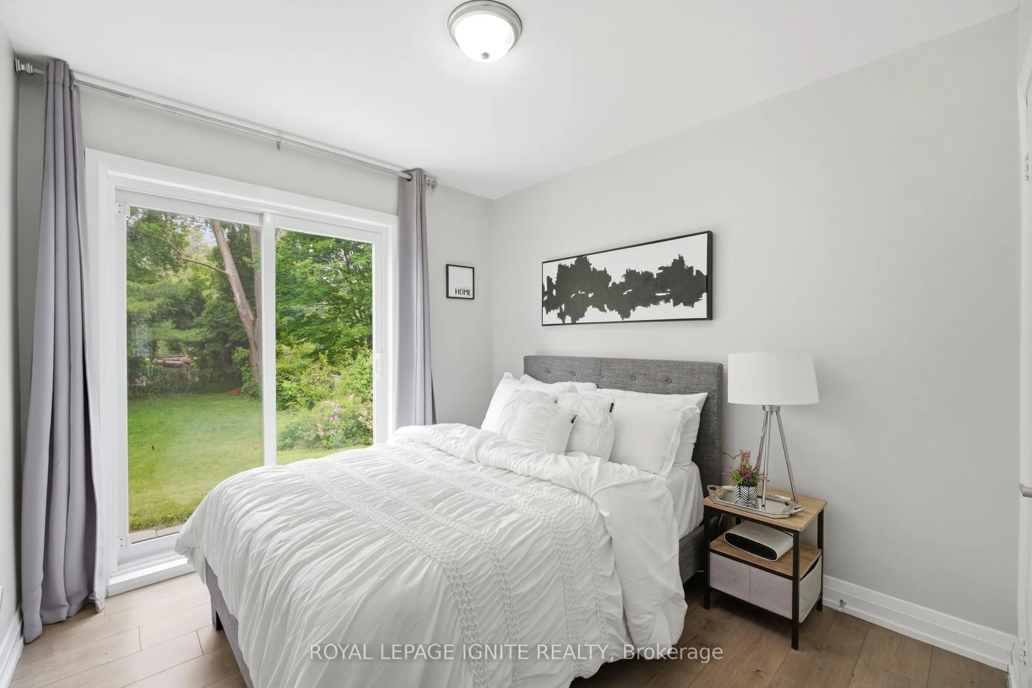 89 Darlingside Drive