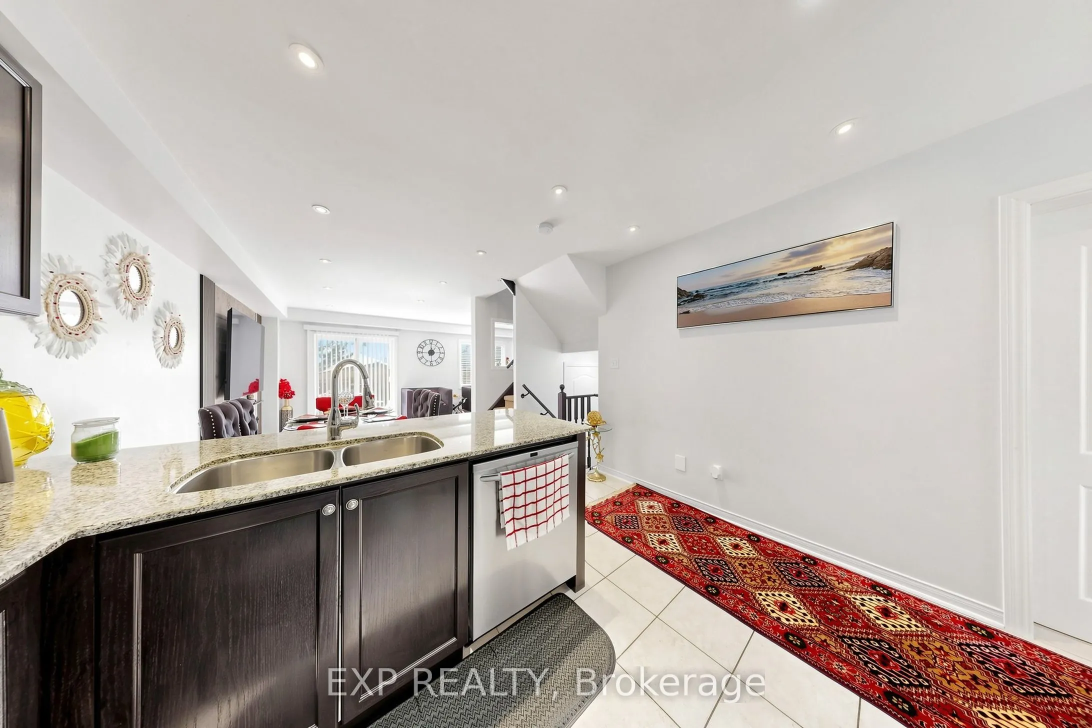 85 Sidney Rundle Avenue