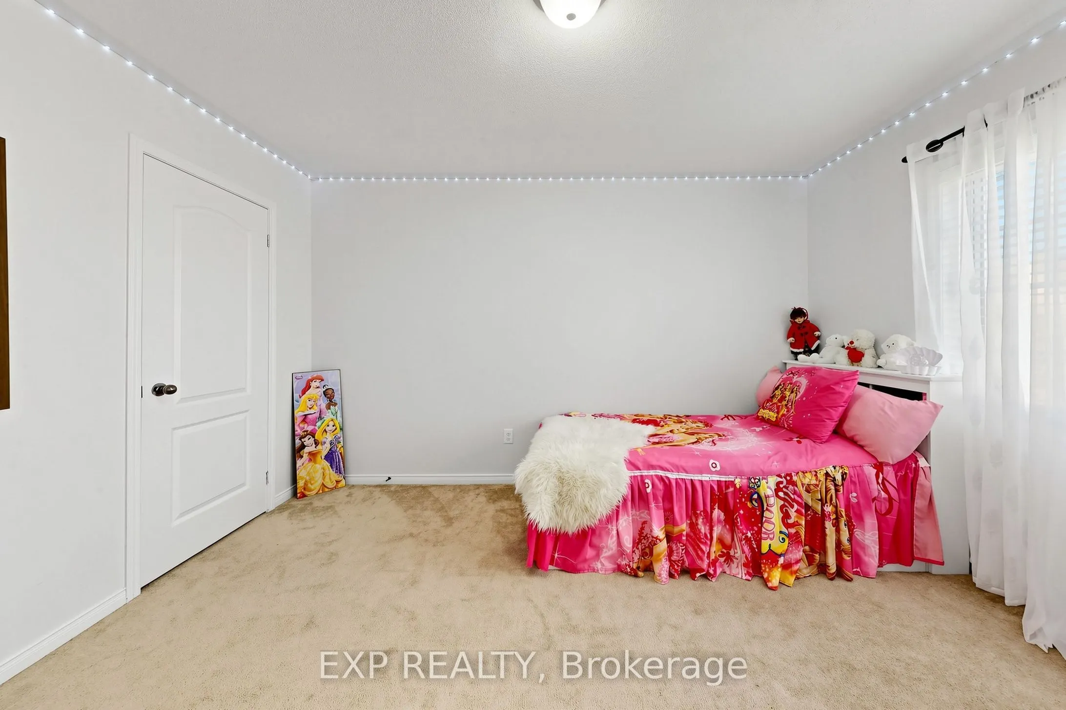 85 Sidney Rundle Avenue