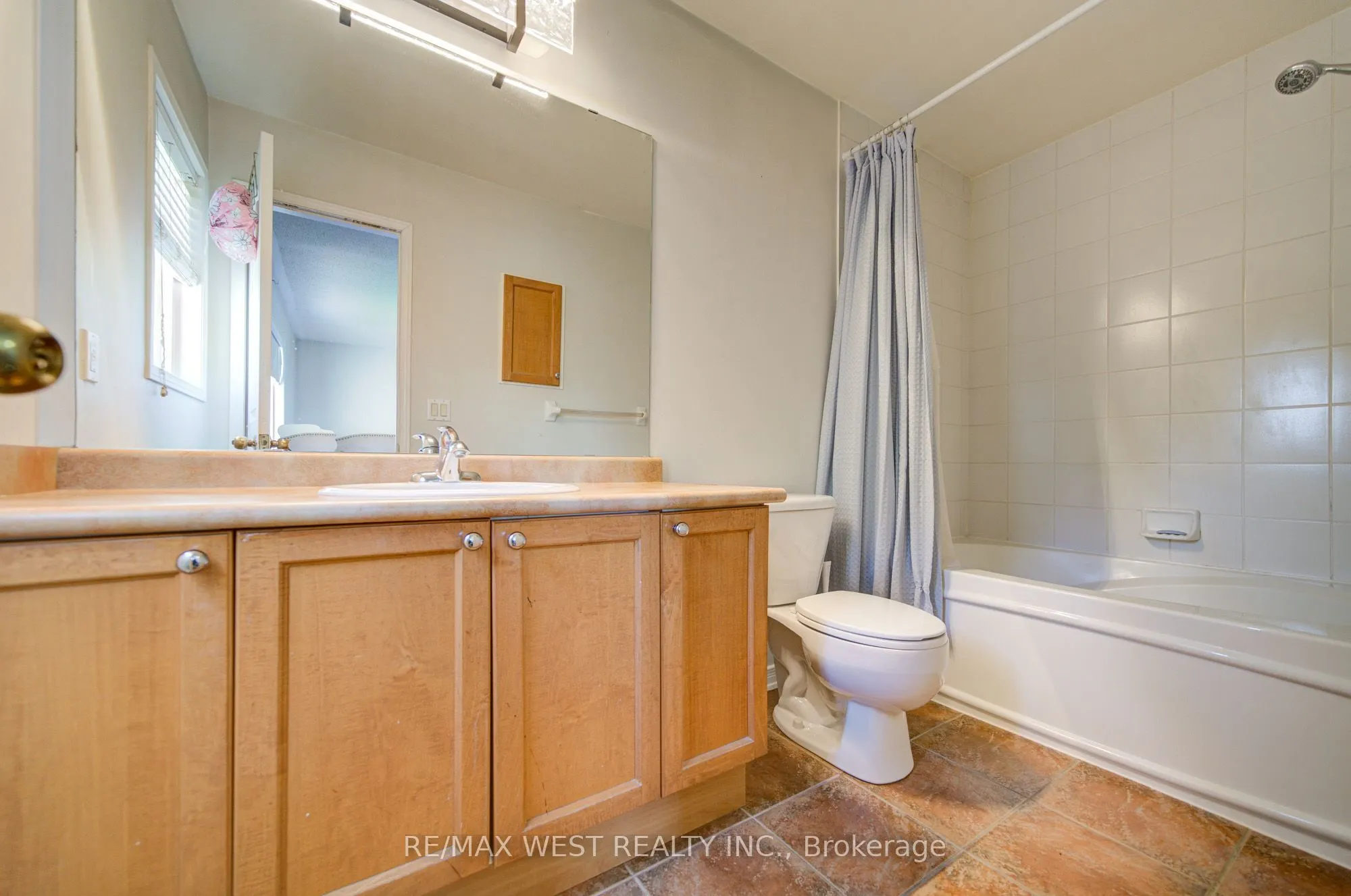 143 Allworth Crescent