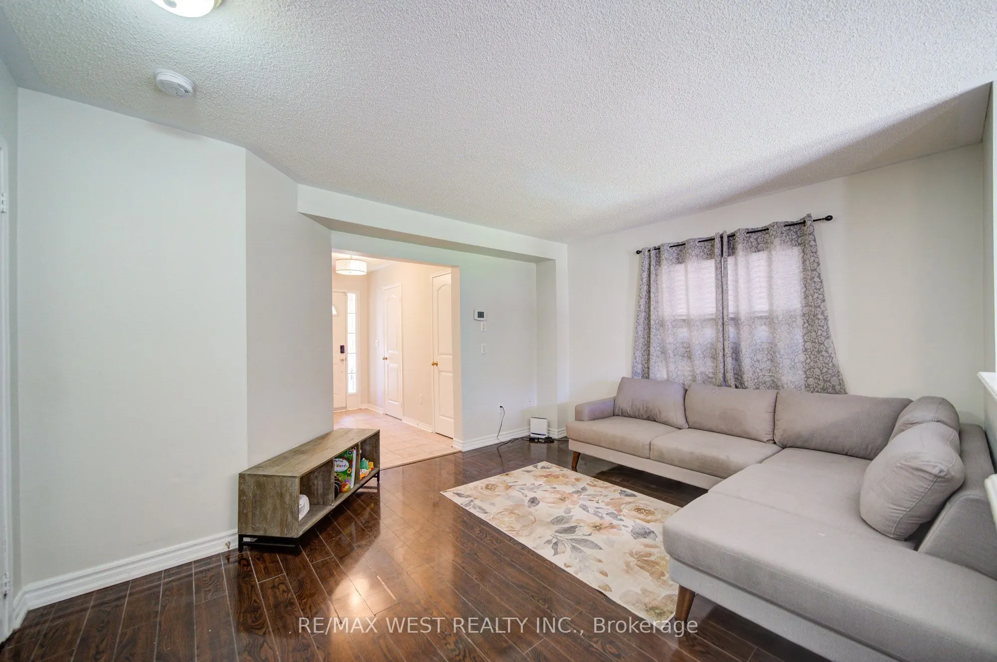 143 Allworth Crescent