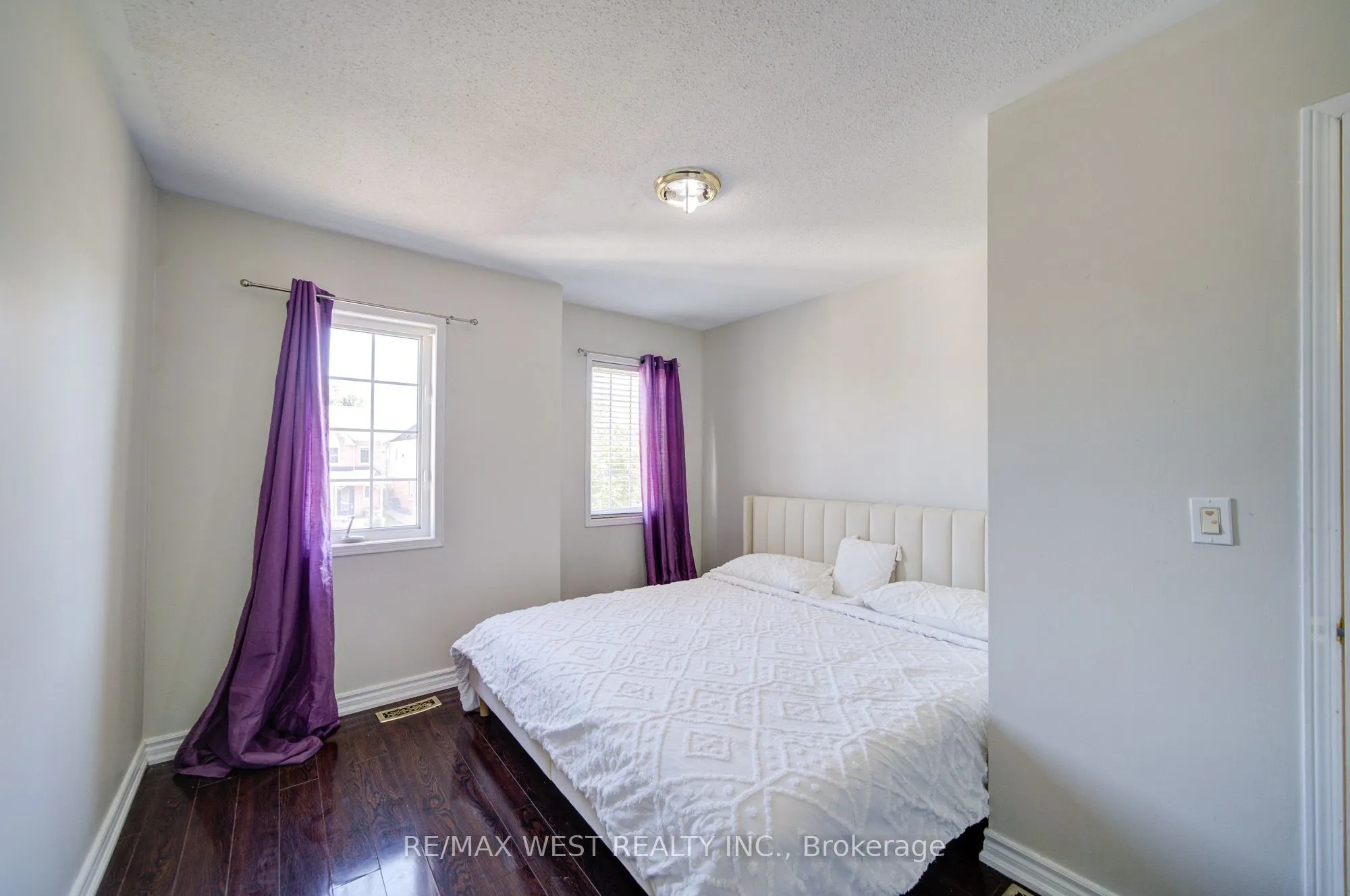143 Allworth Crescent