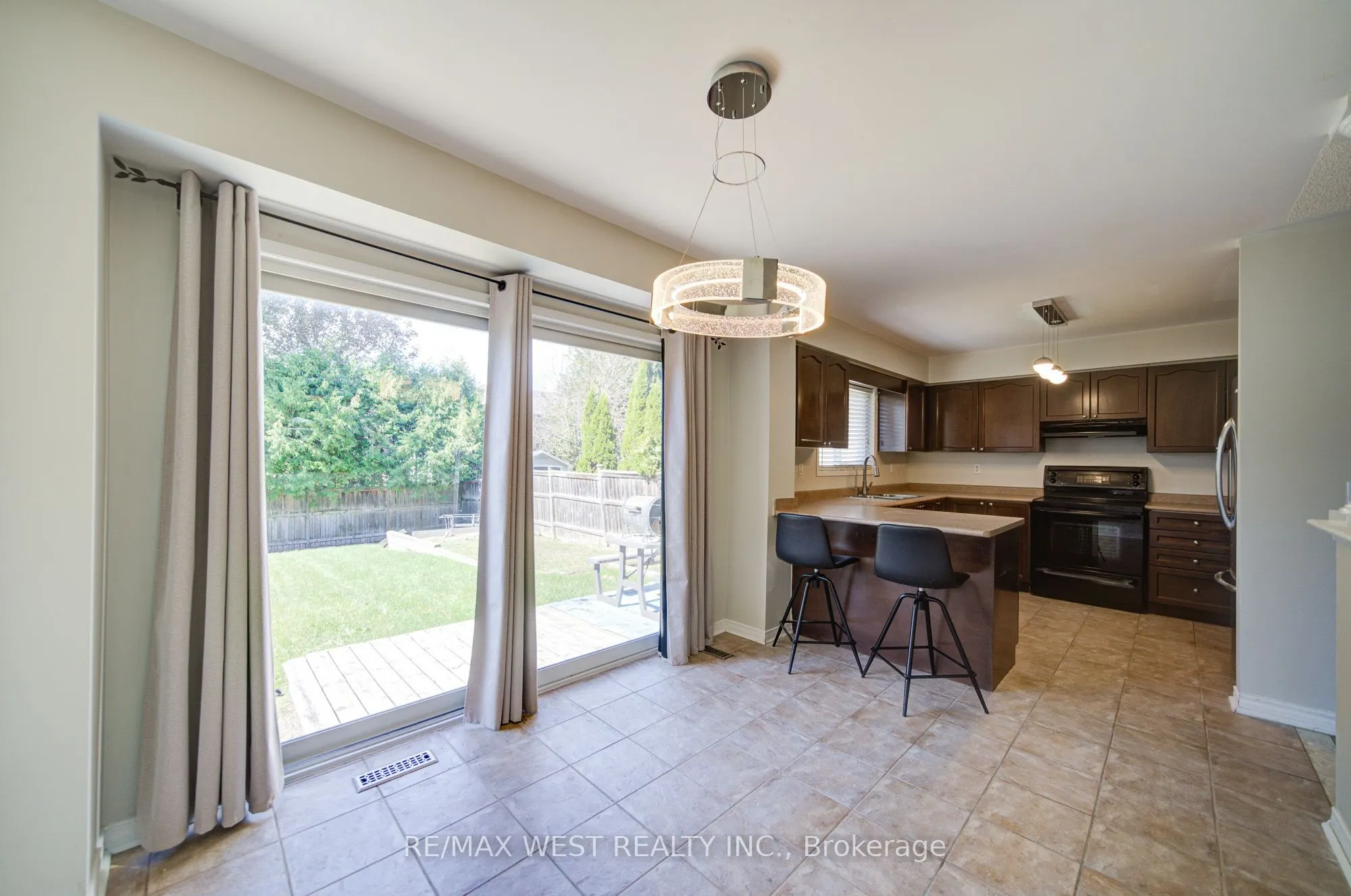 143 Allworth Crescent