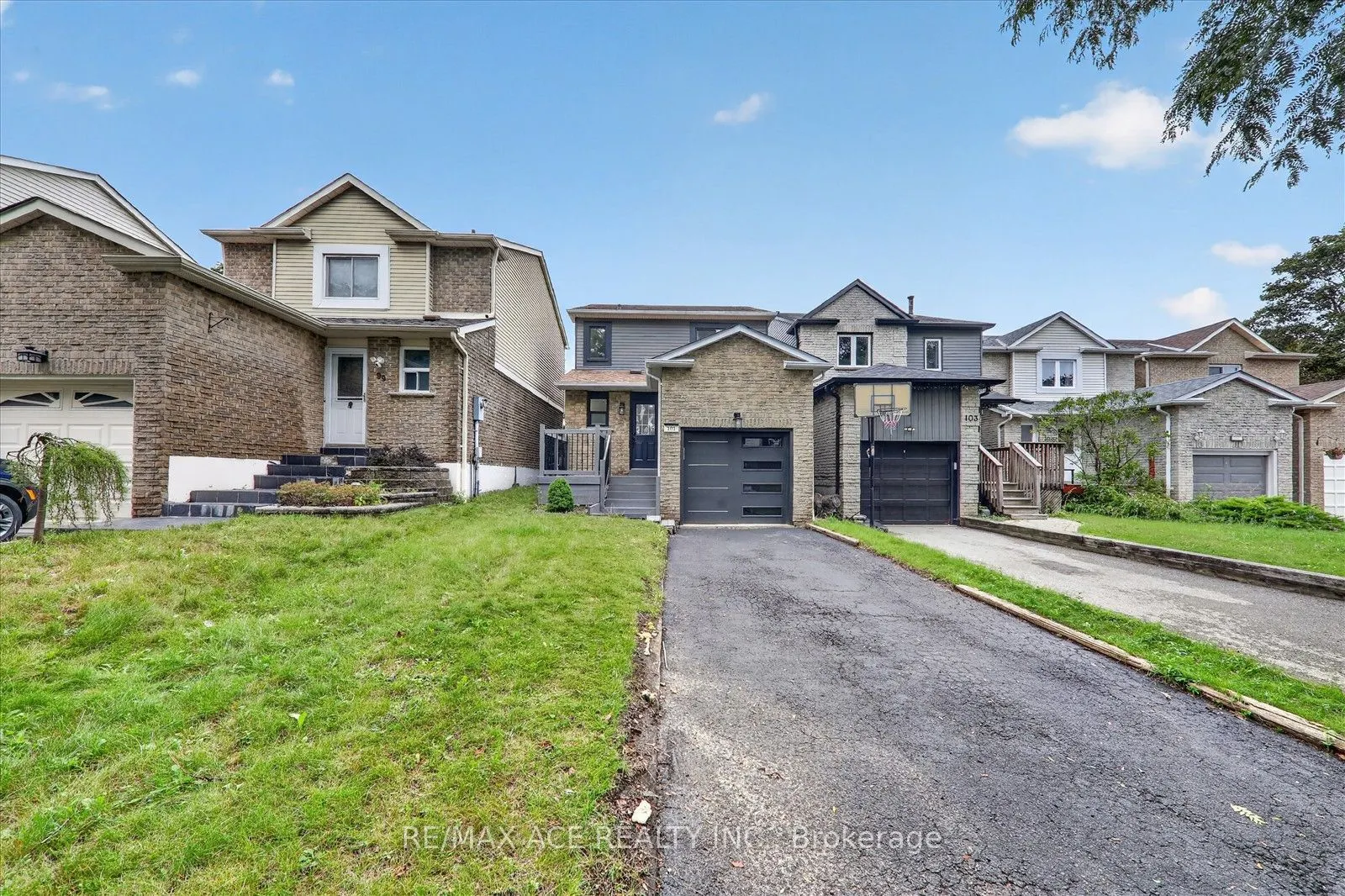 101 Greenfield Crescent